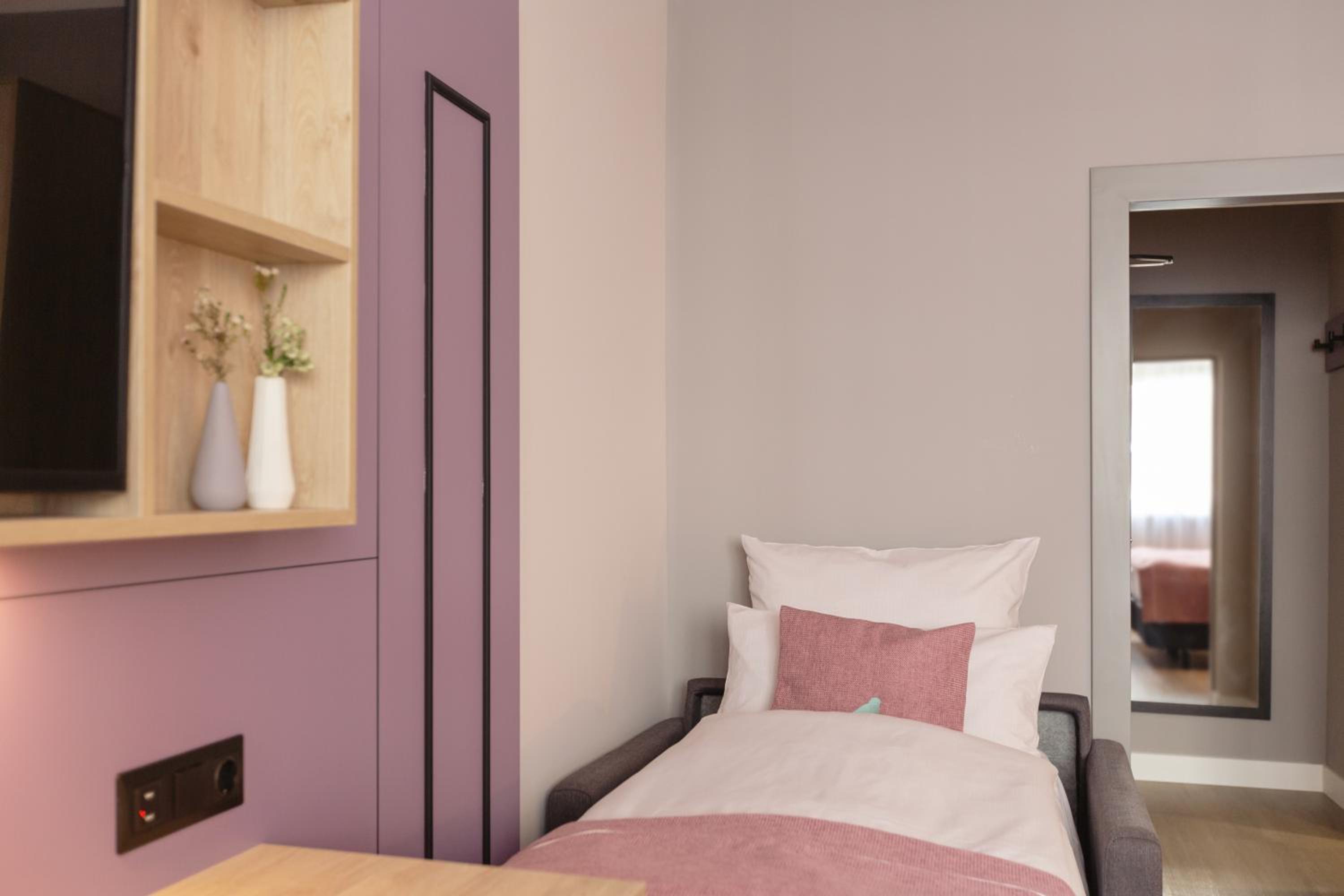 Comfort Double Room With Sofa Bed photo 3