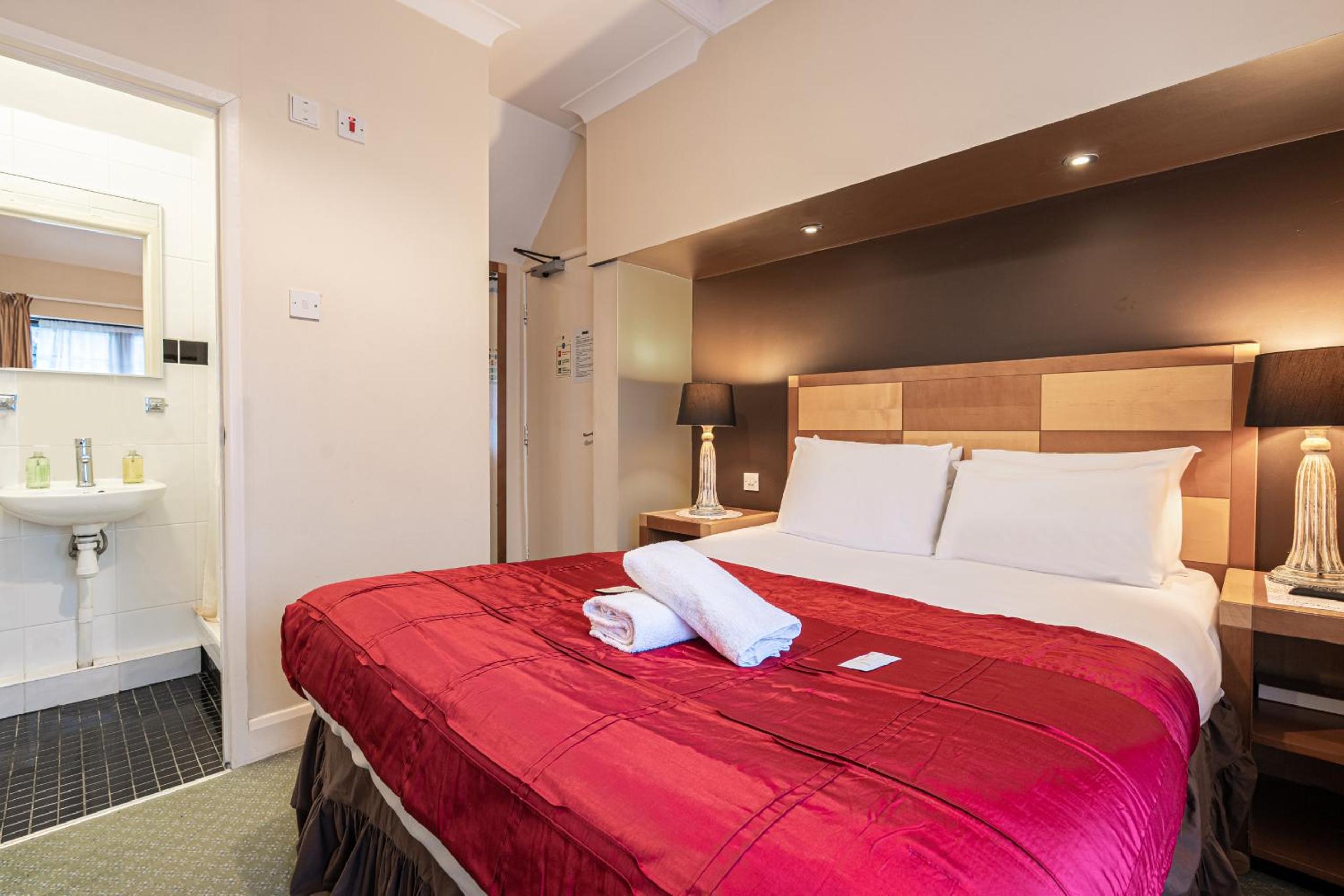 Deluxe Double Room - Photo 2