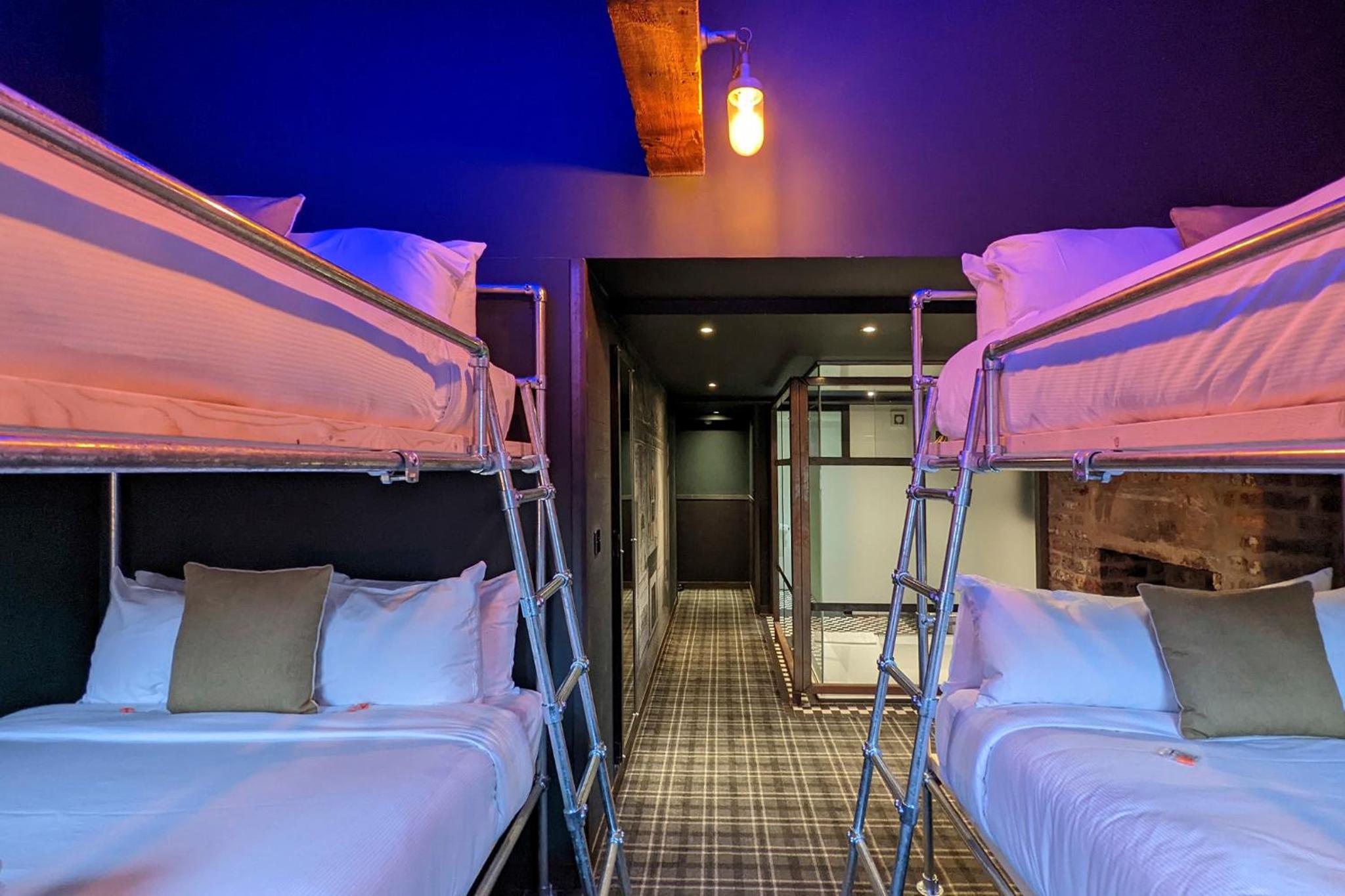  Deluxe Double Room with City View - Photo 2