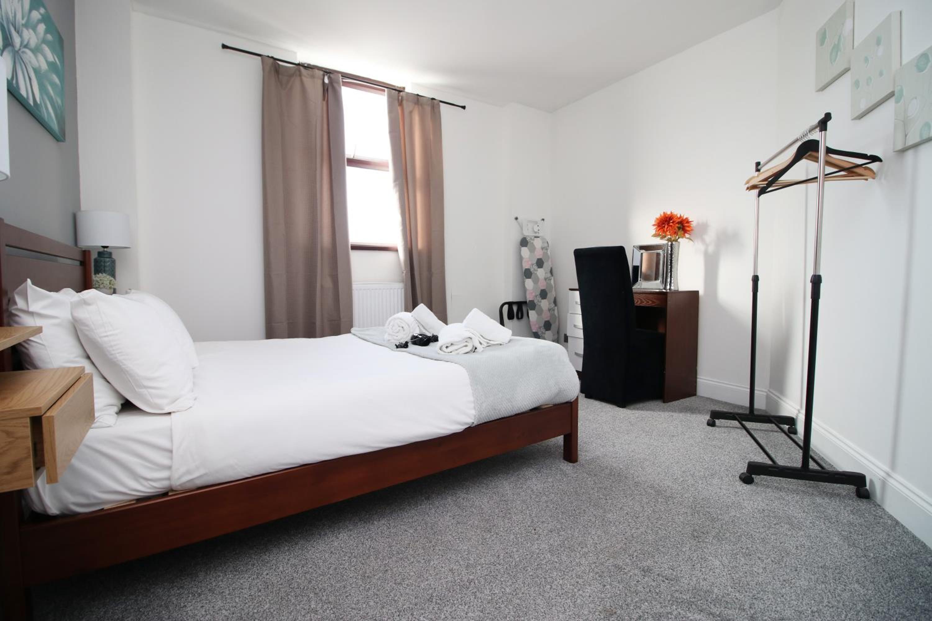 Two-Bedroom Apartment photo 3