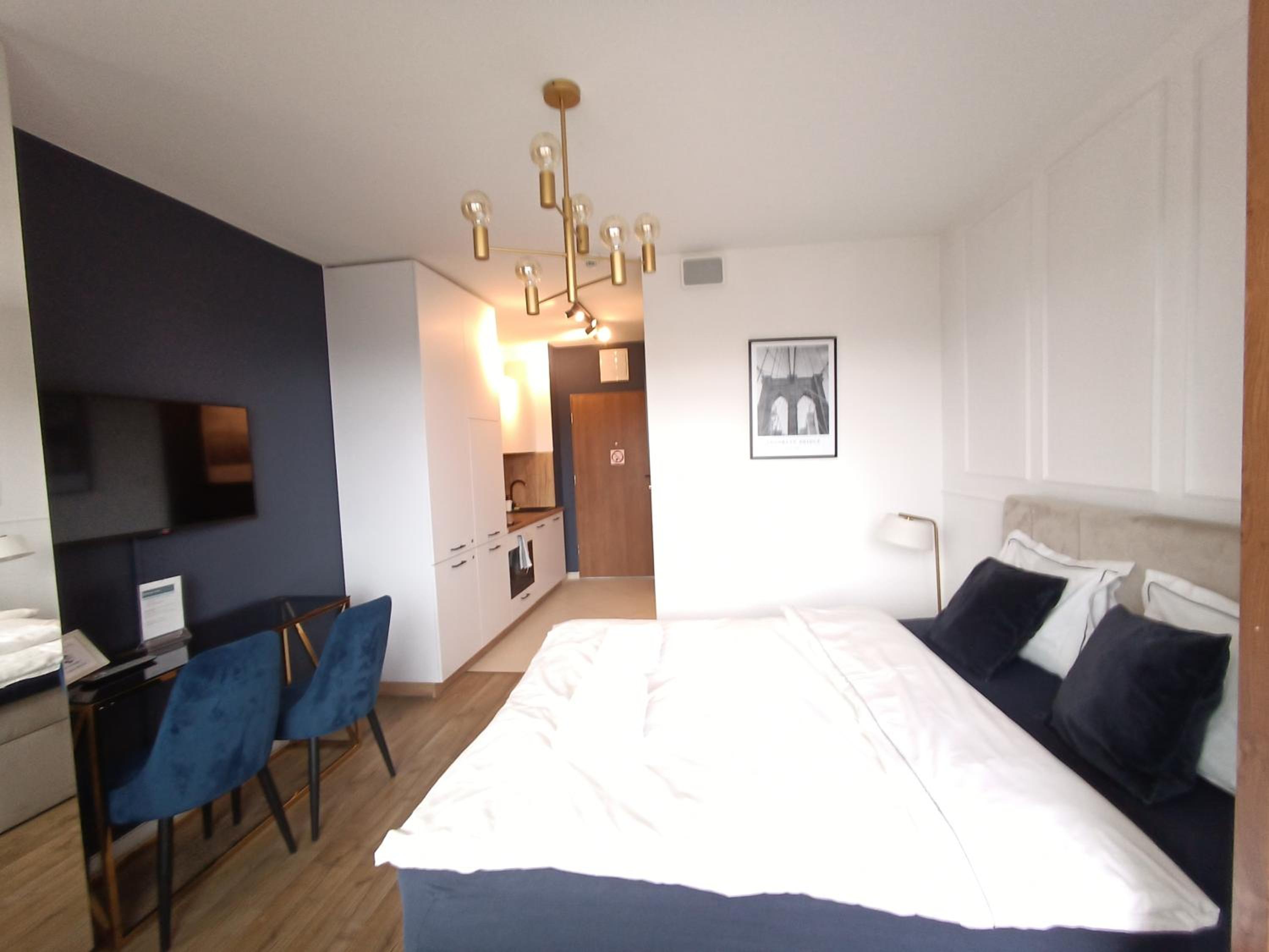 One-Bedroom Apartment - Photo 13