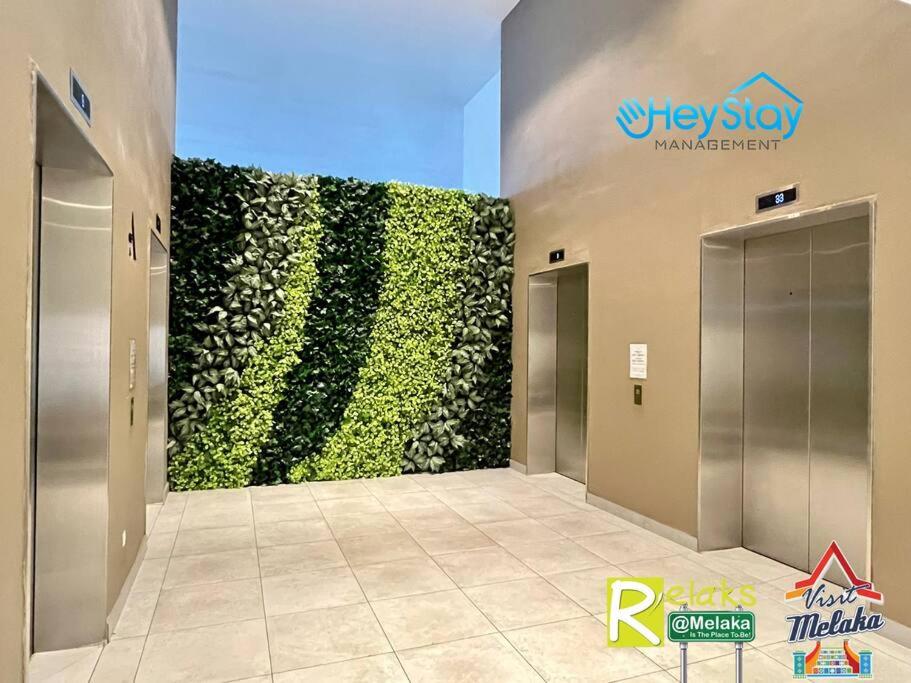 Three-Bedroom Apartment - Photo 10