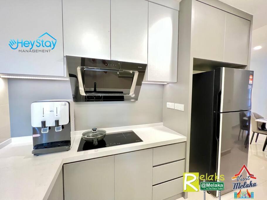 Three-Bedroom Apartment - Photo 23