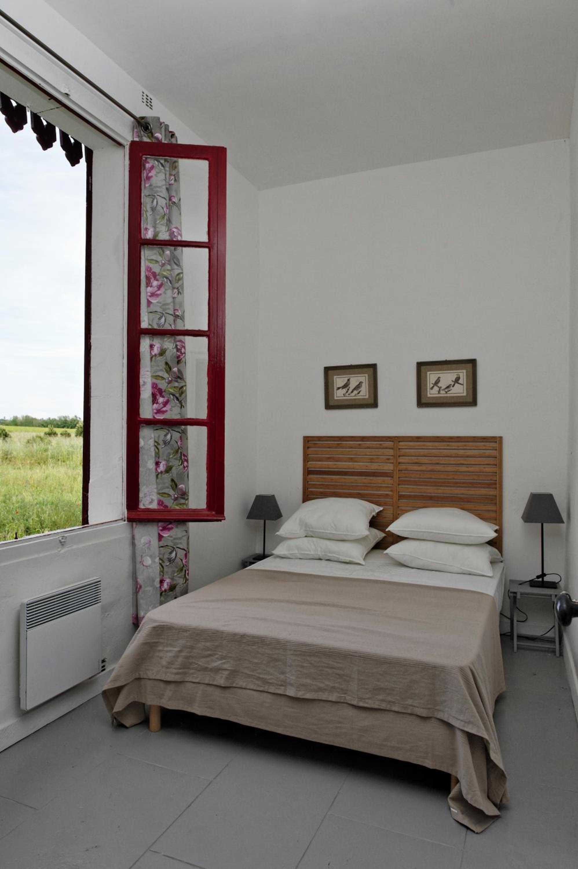 One-Bedroom Apartment (3 Adults) photo 1