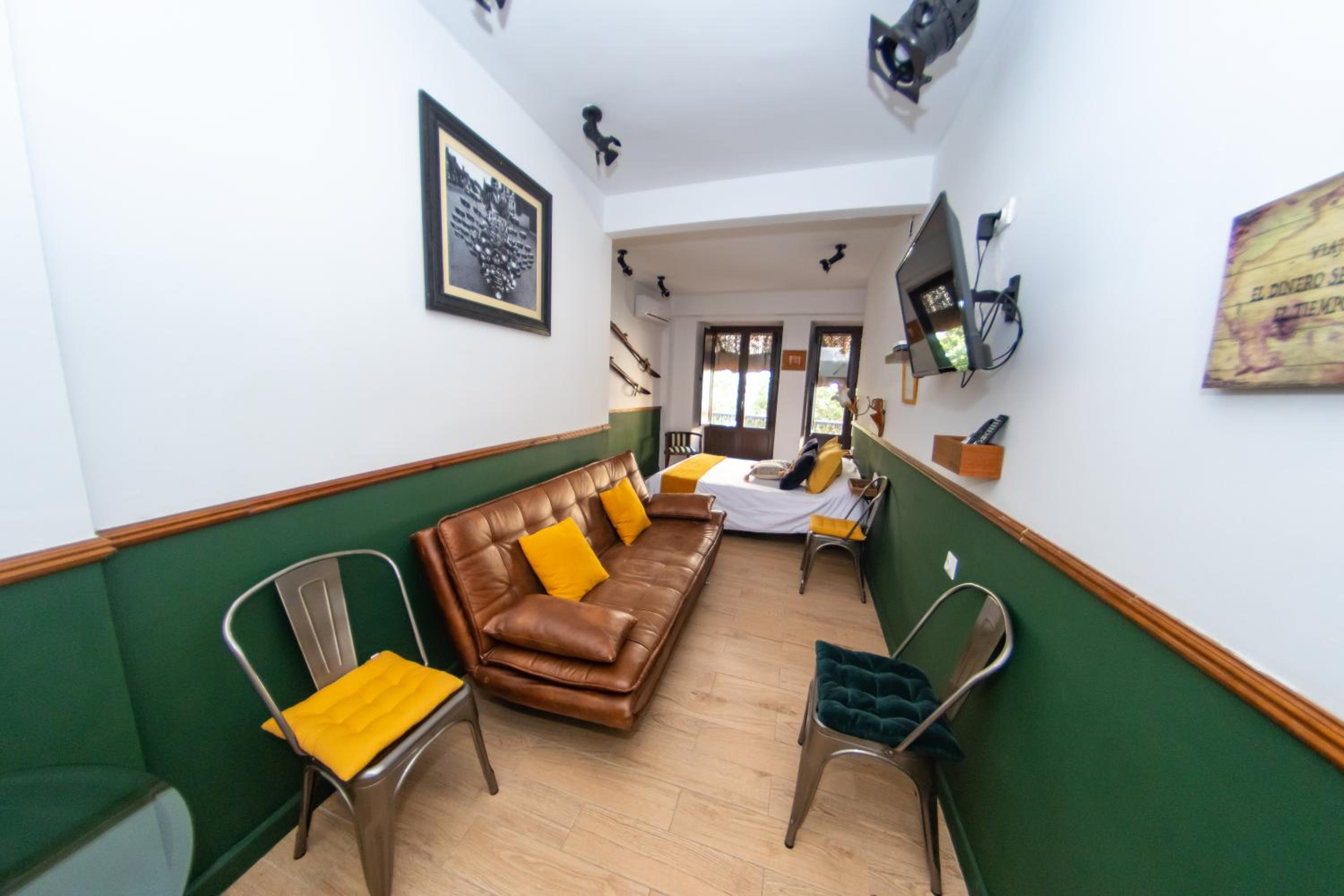 Loft - Photo 17