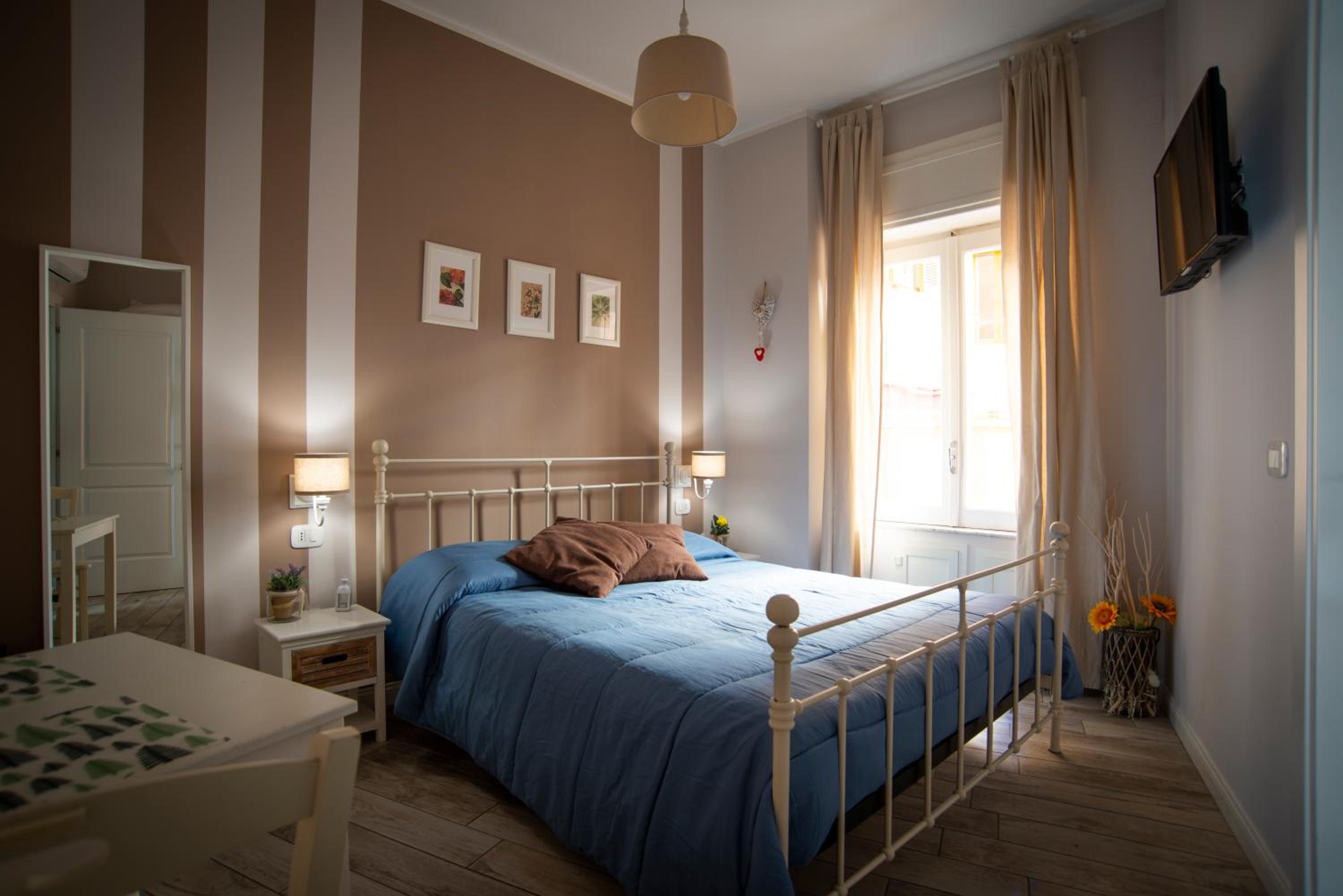 Superior Double Room - Photo 2