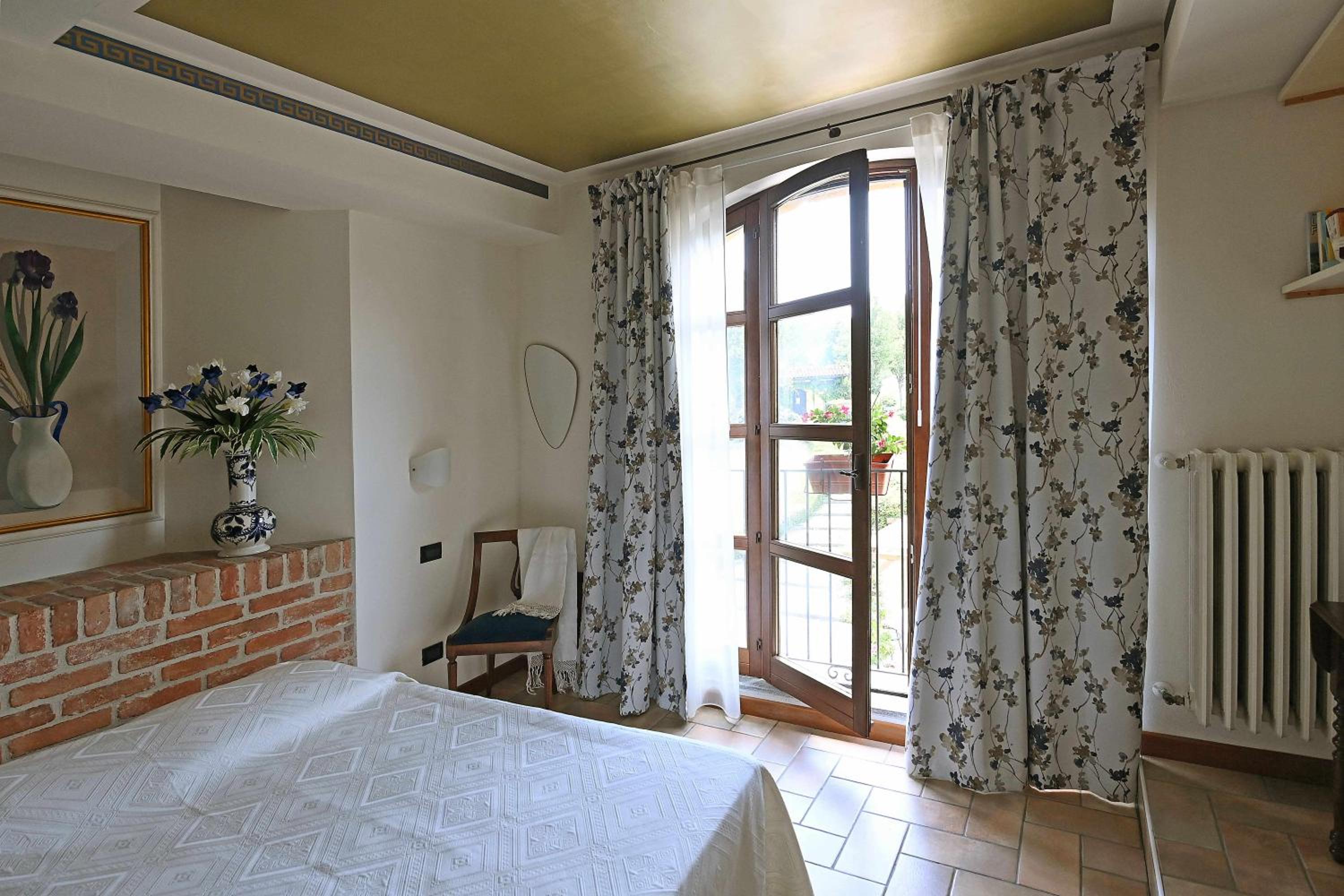 Double Room with Balcony photo 2