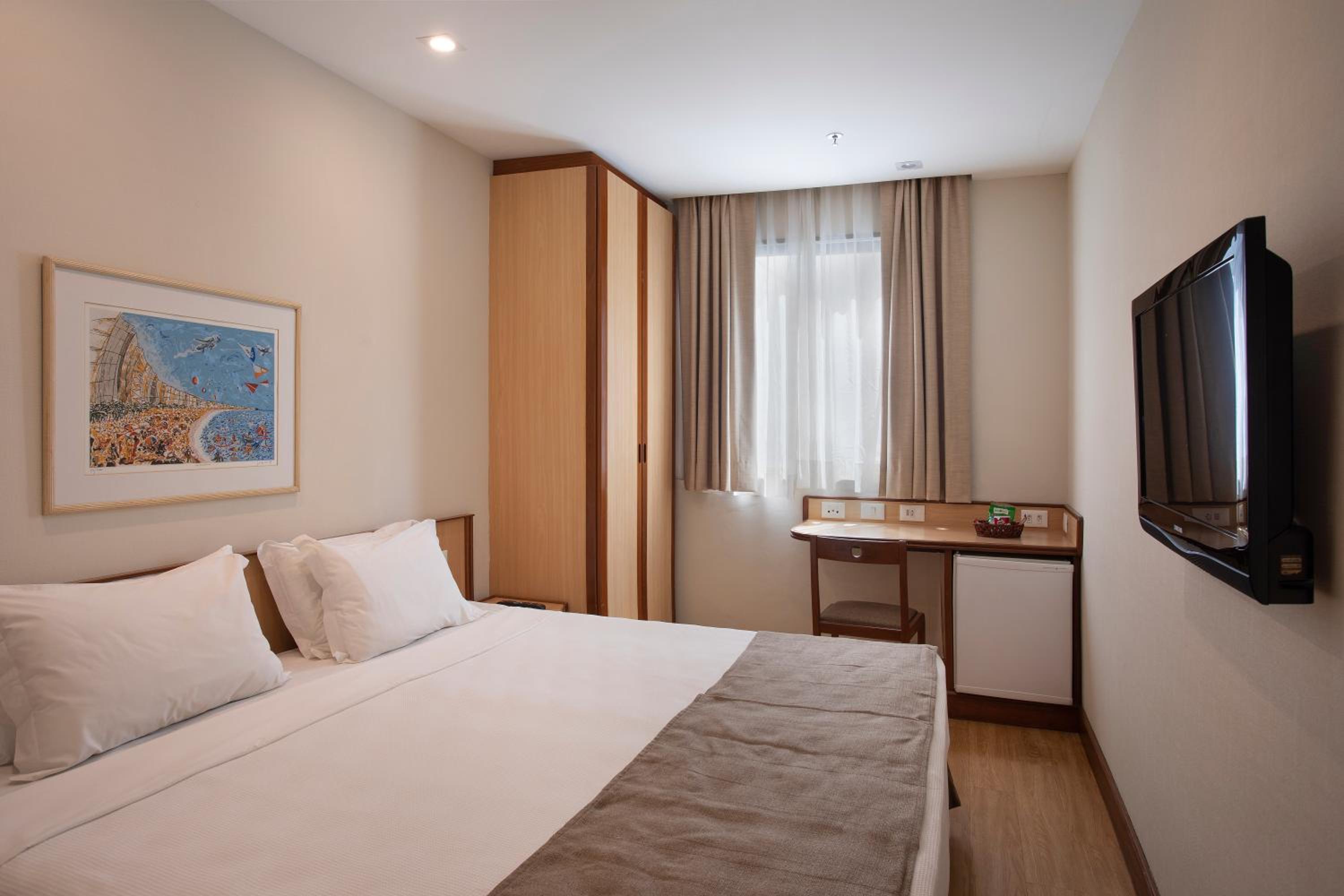 Standard Double Room with Double bed - Photo 1