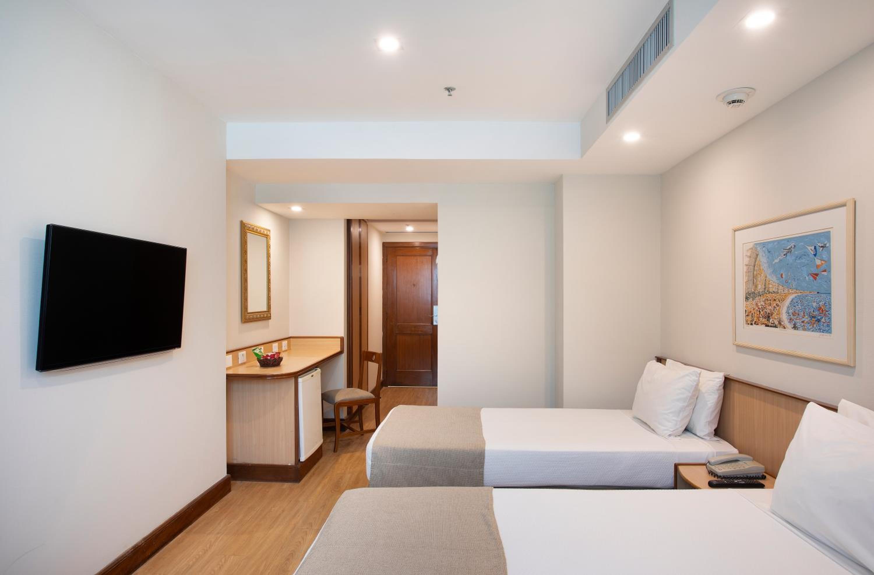 Superior Twin Room - Photo 3