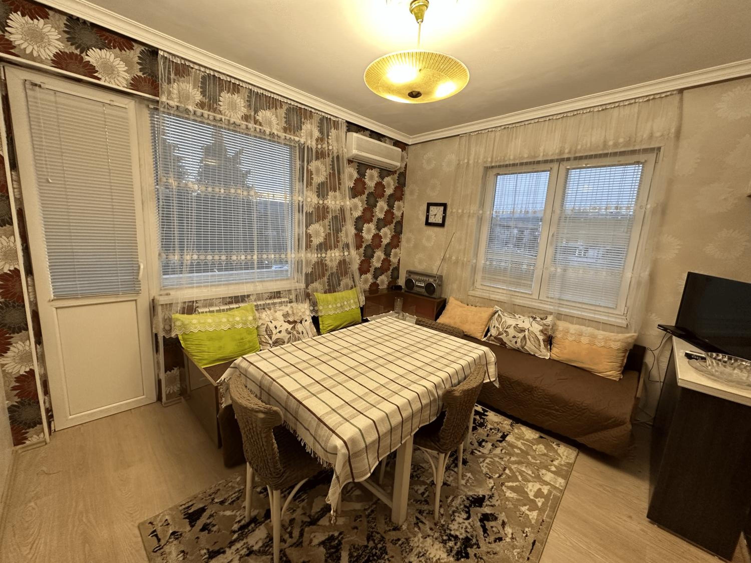 Three-Bedroom House photo 2
