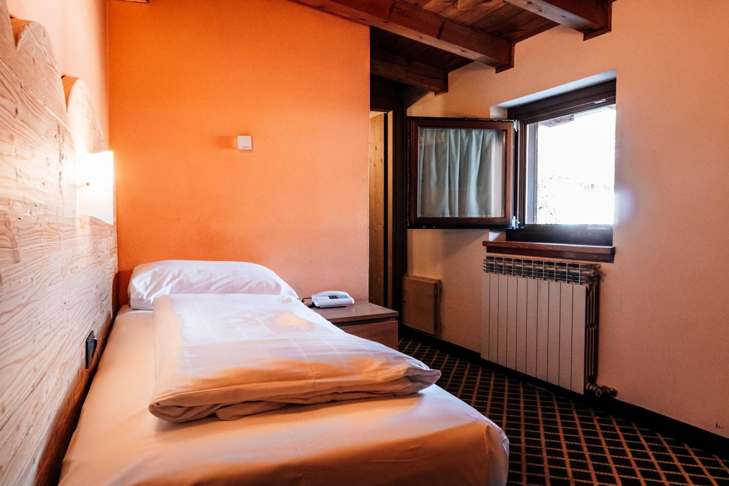 Economy Single Room Bucaneve