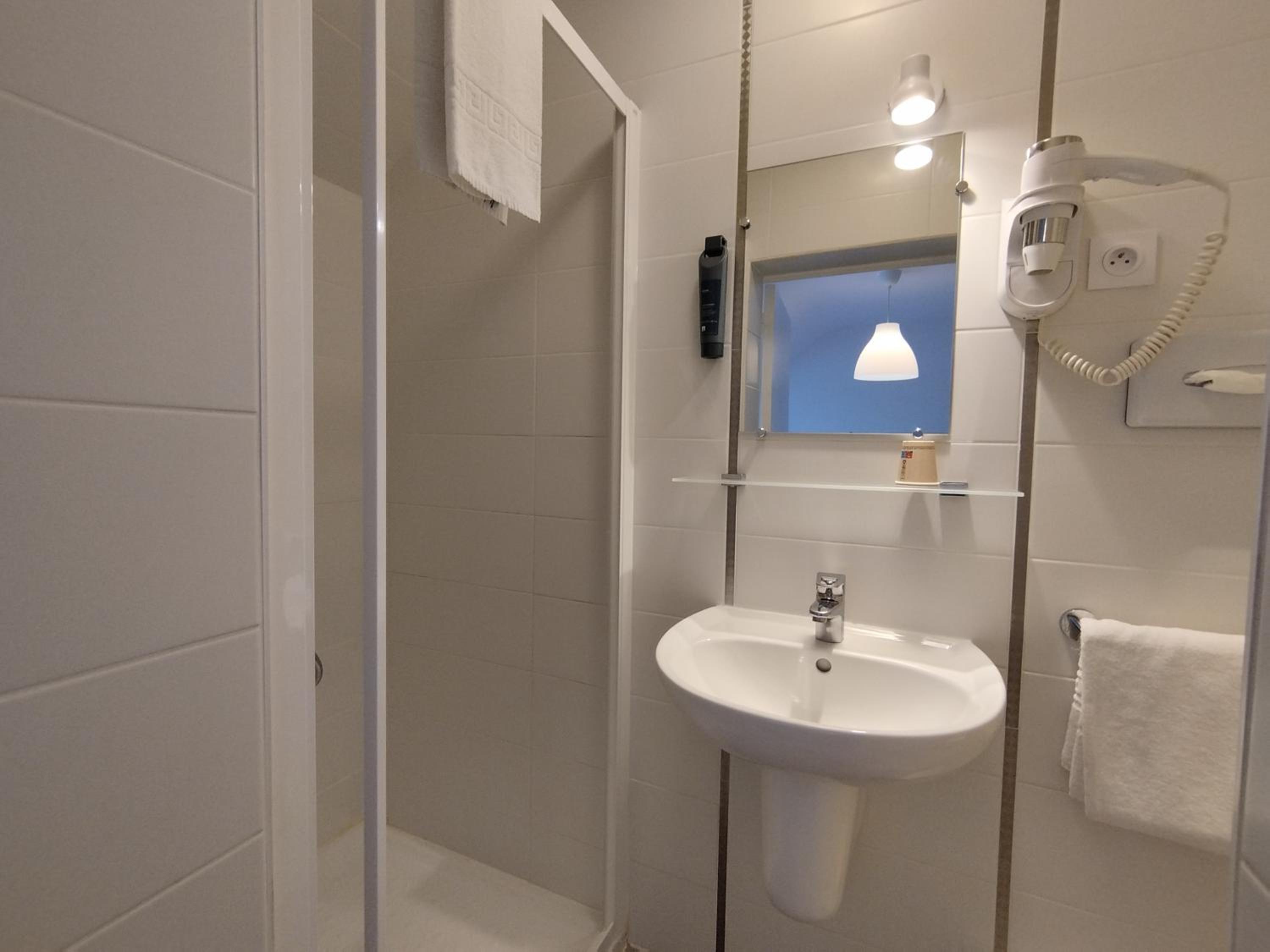 Superior Double Room - Photo 16
