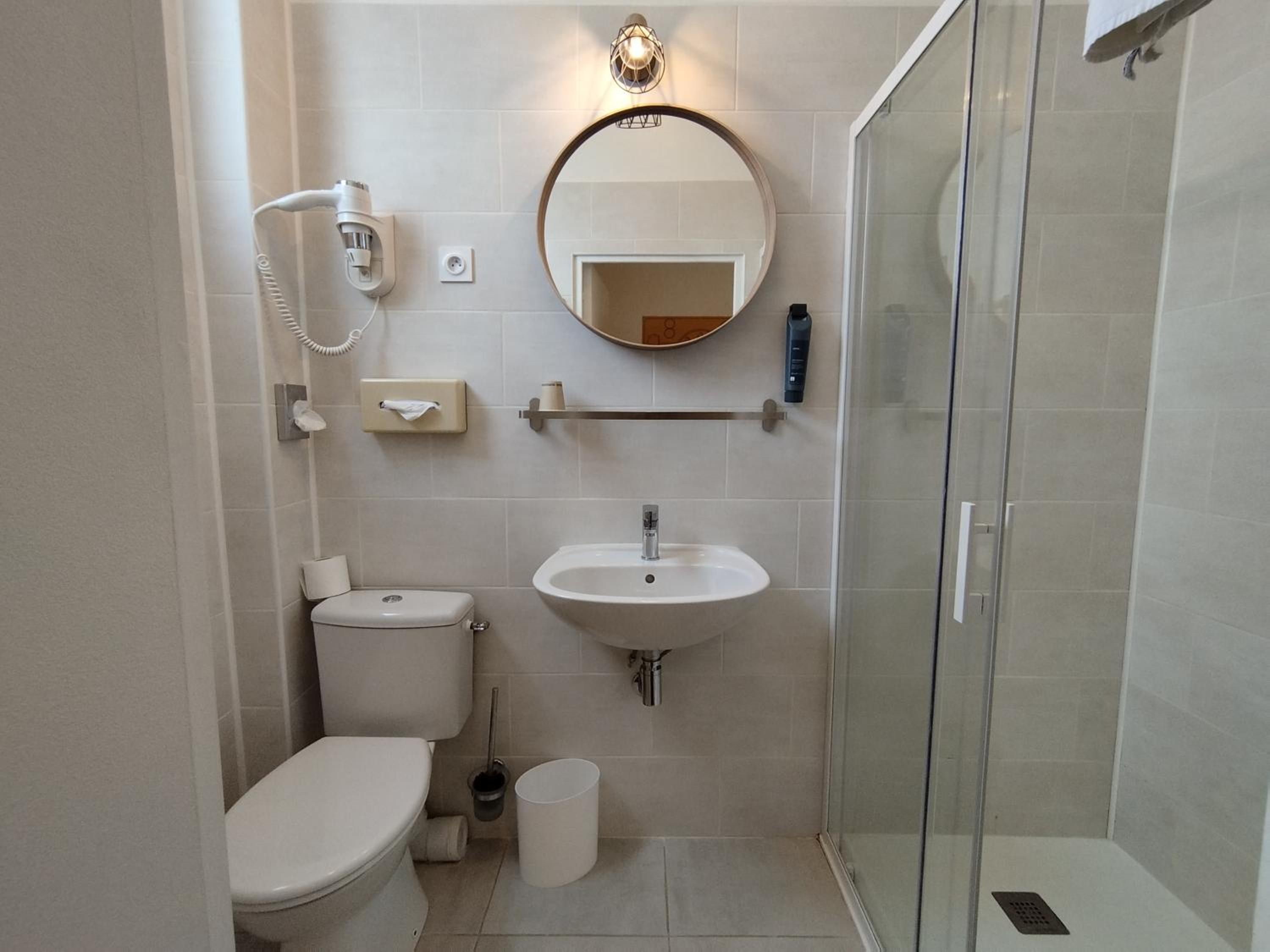 Superior Double Room - Photo 8