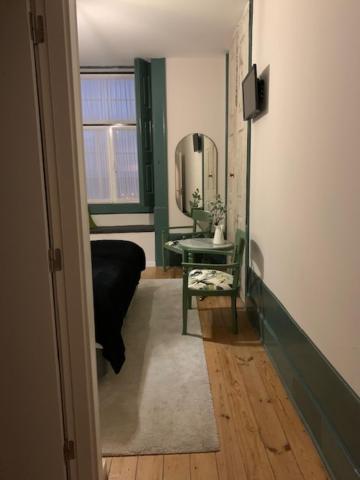 Superior Twin Room with City View photo 3