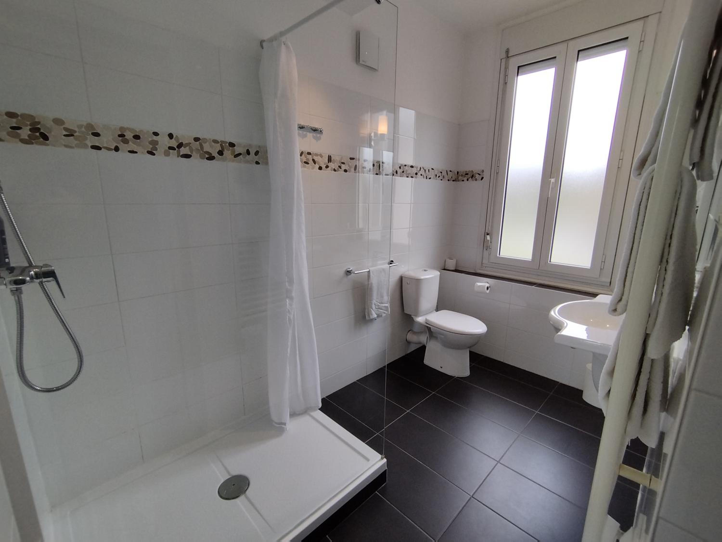 Triple Room - Photo 10