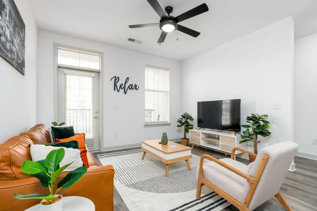 Apartment photo 1