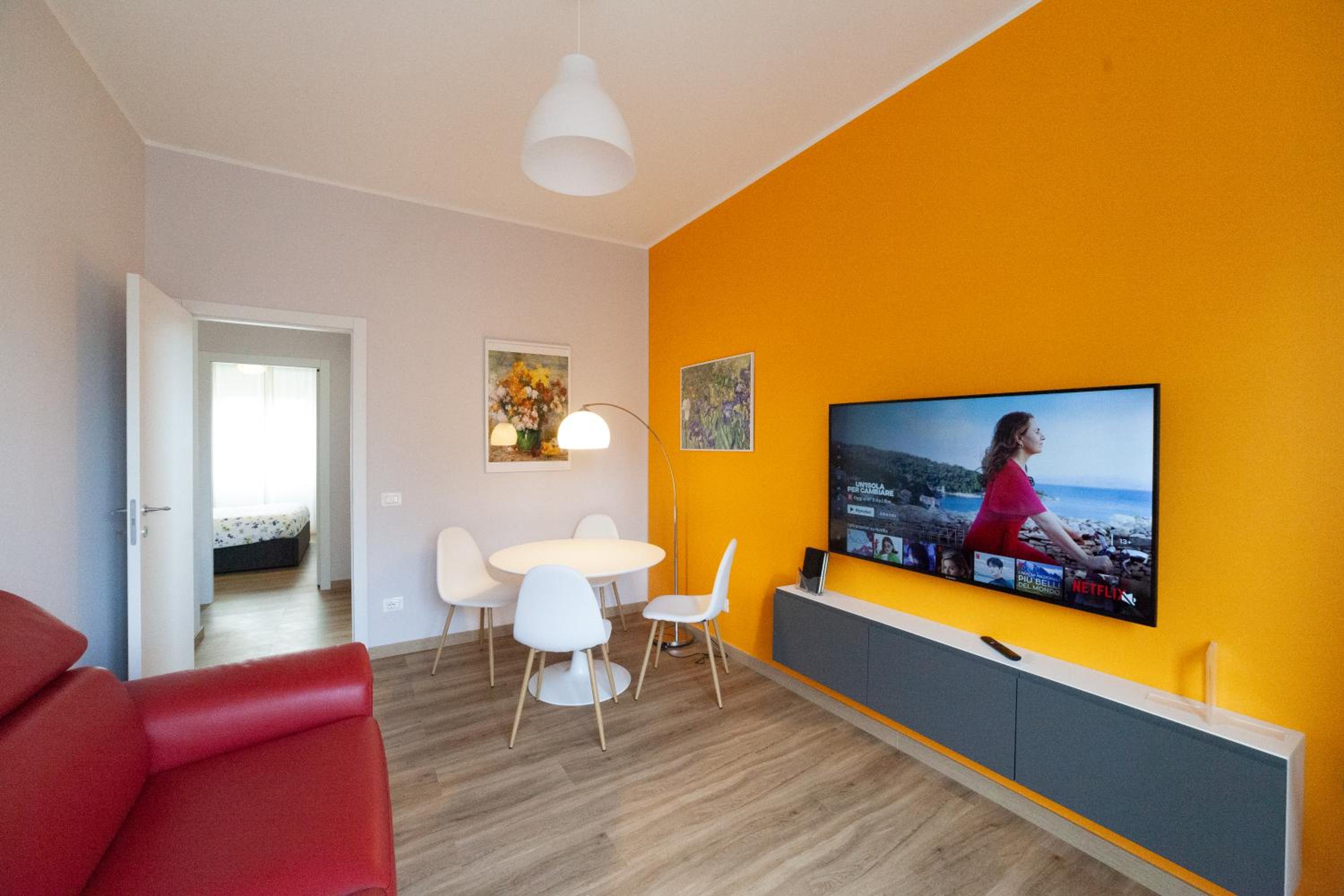 One-Bedroom Apartment