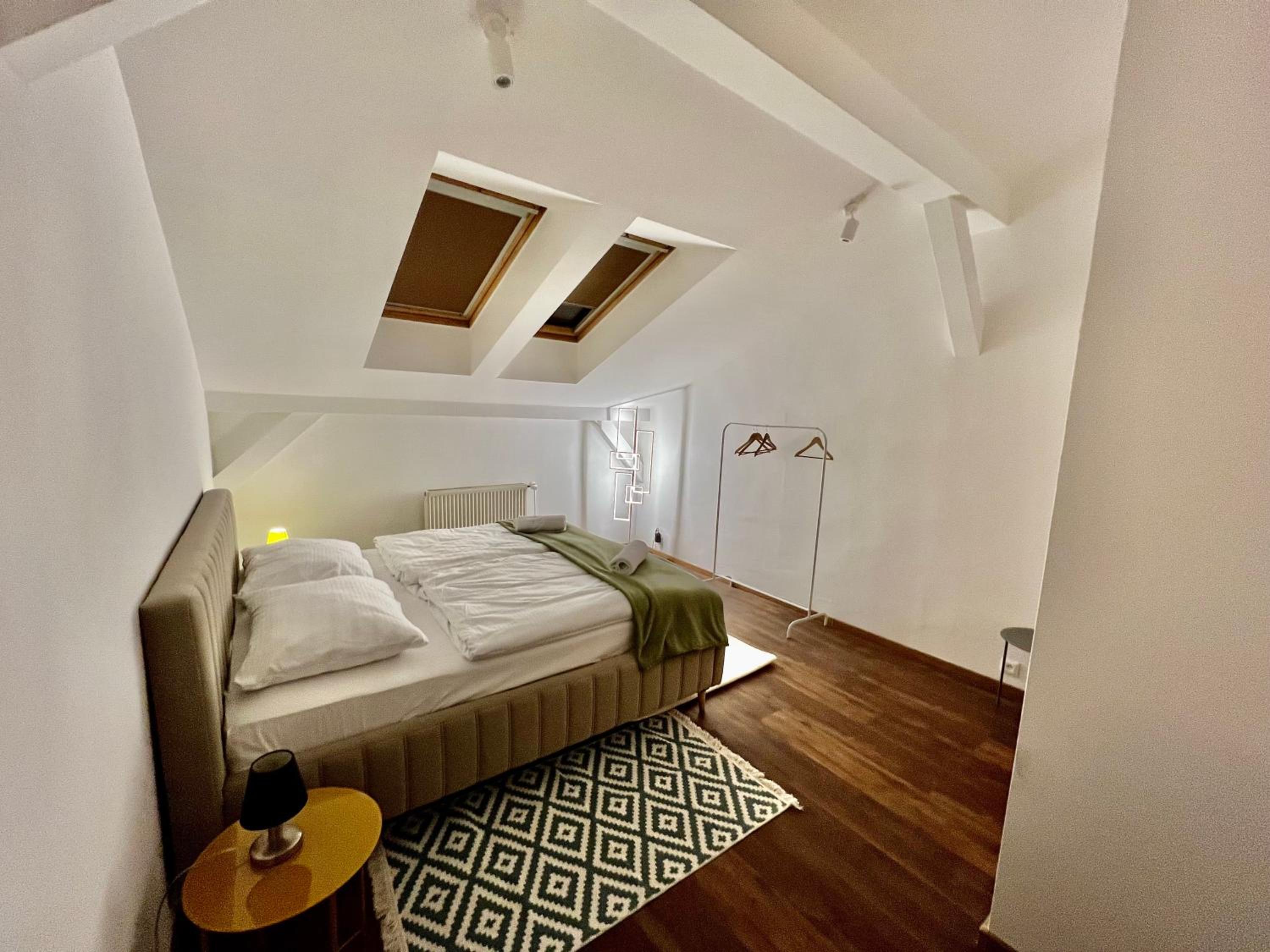 Two-Bedroom Apartment - Photo 16