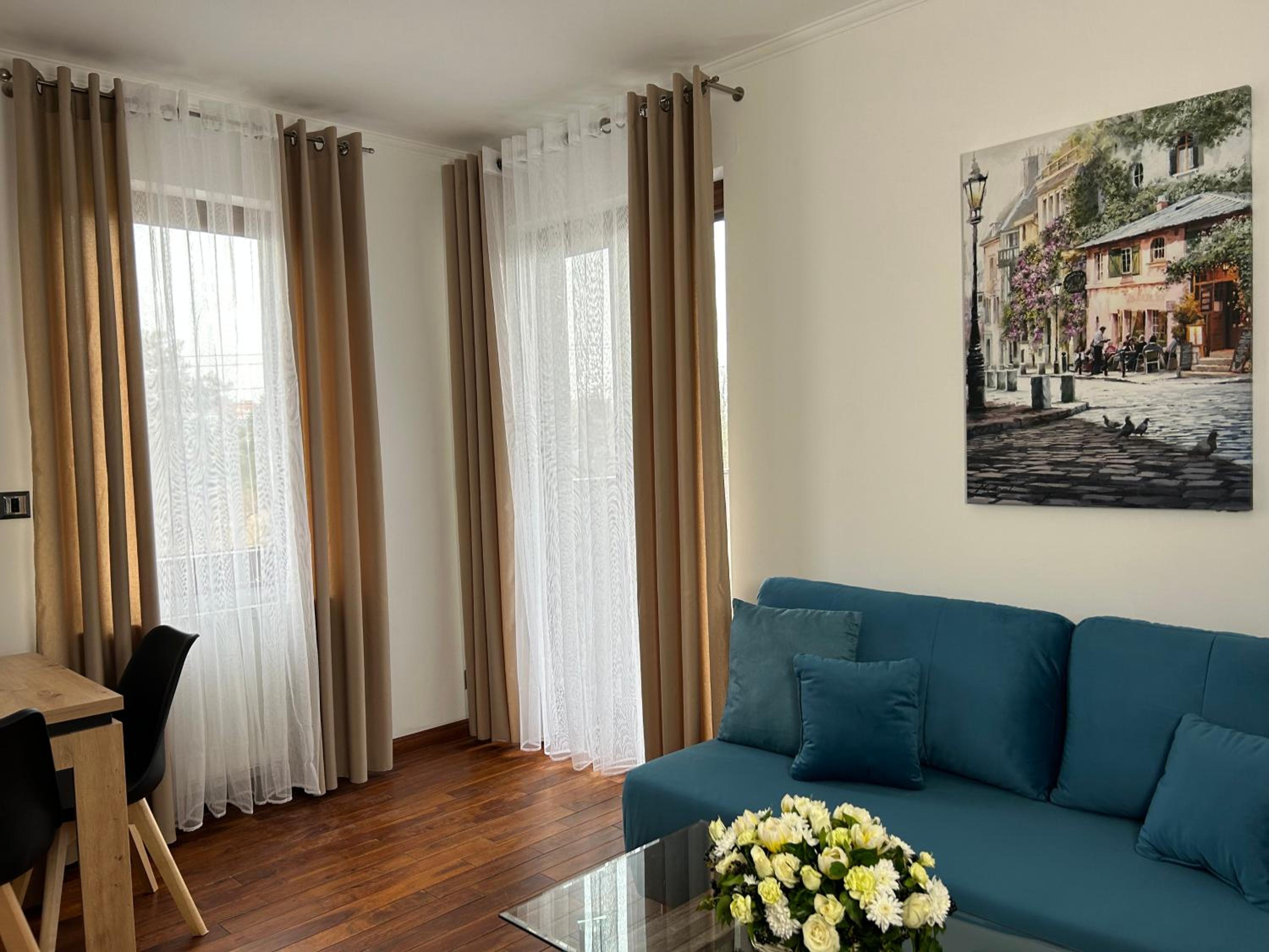 Family Room with Balcony - nr 10