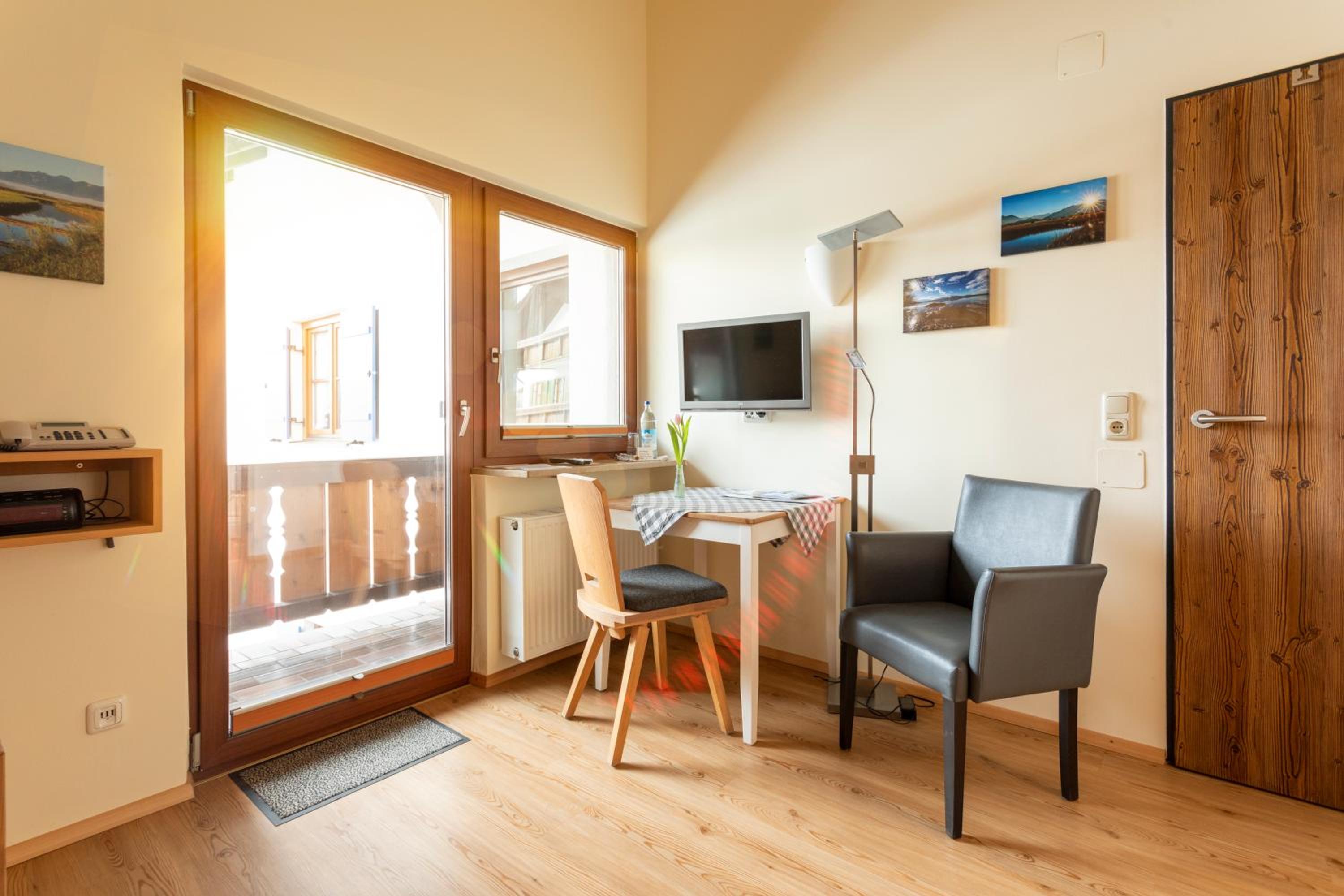 Single Room photo 1