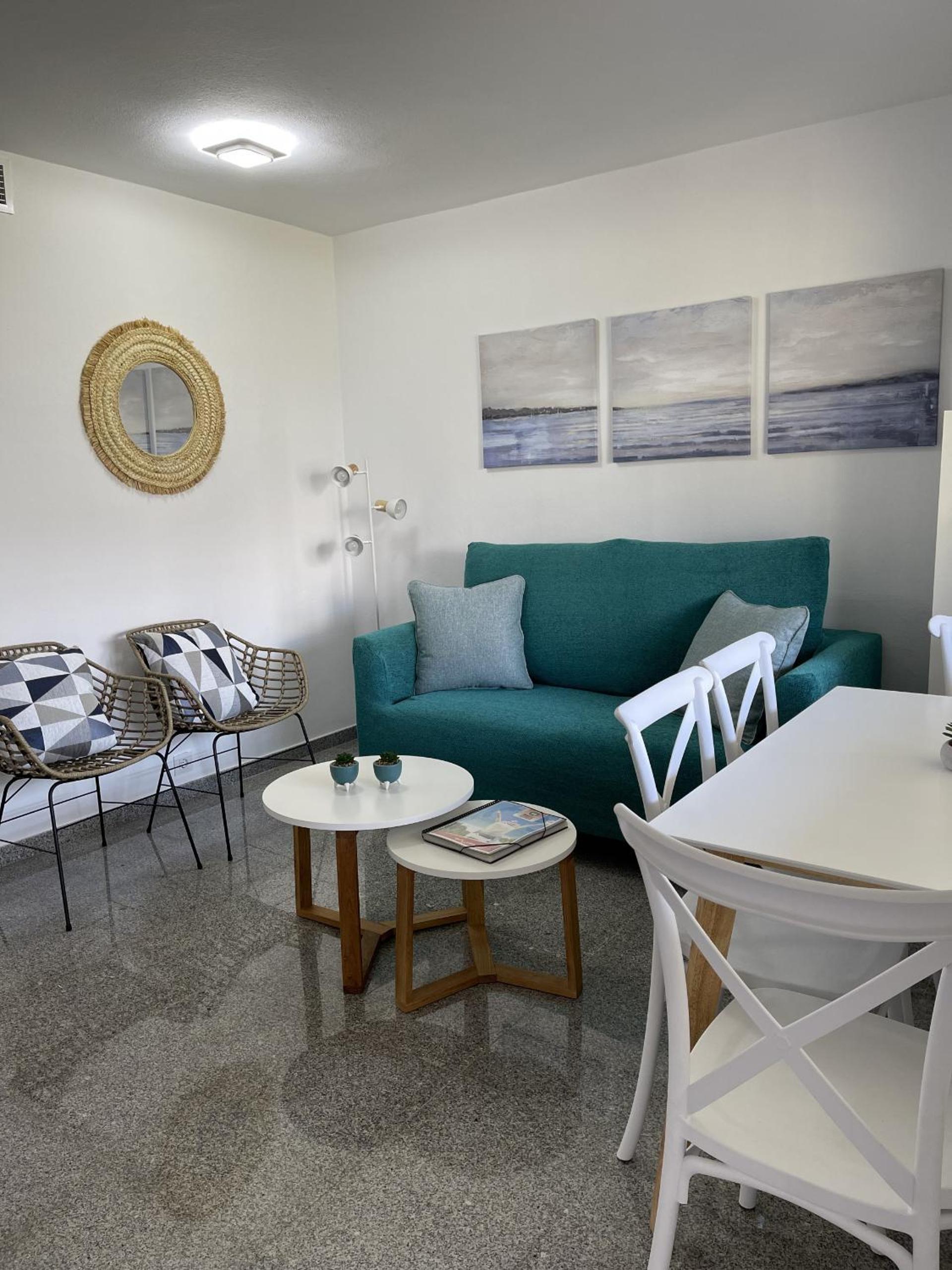 Apartment with Terrace photo 3
