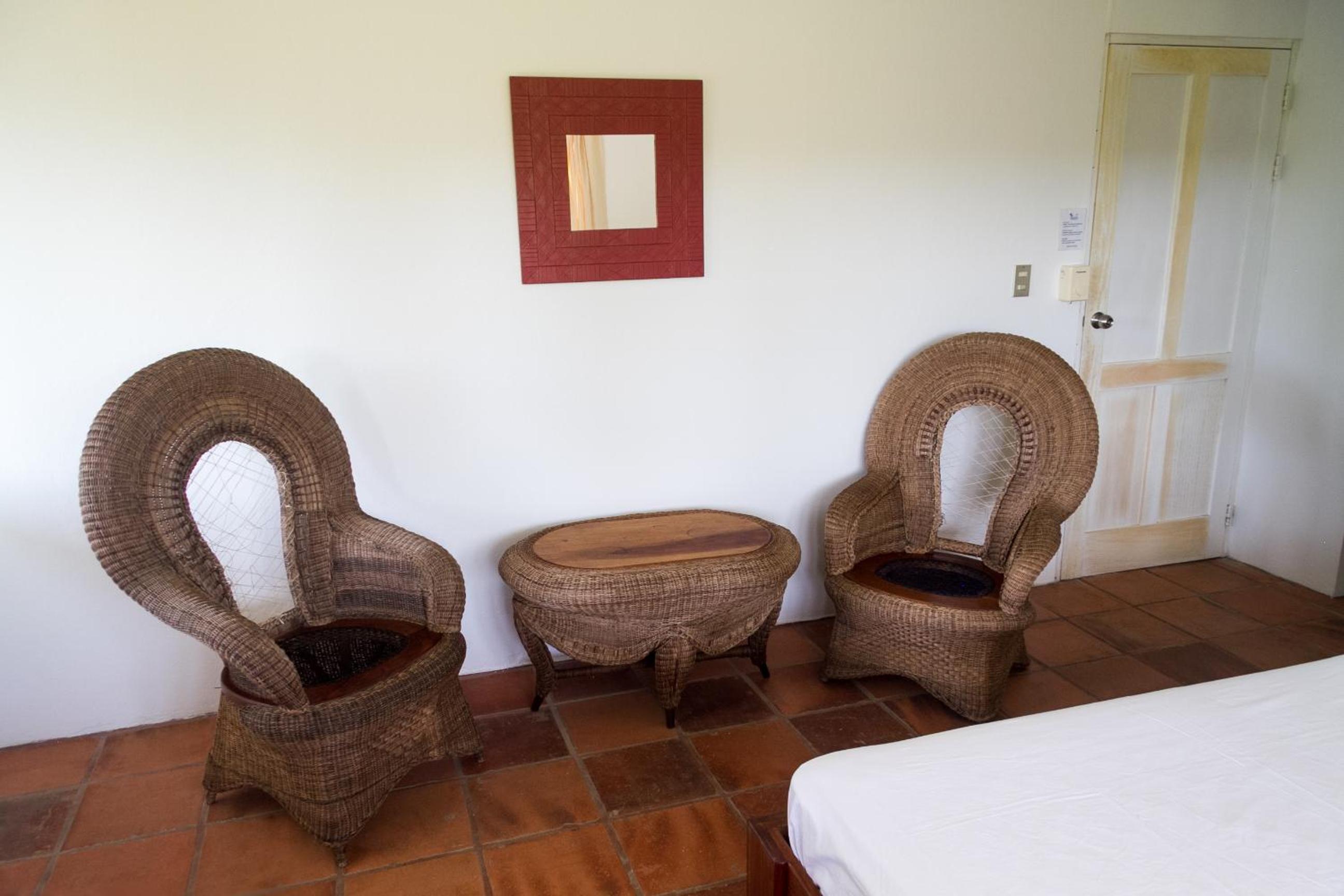Deluxe Triple Room with Garden View photo 2