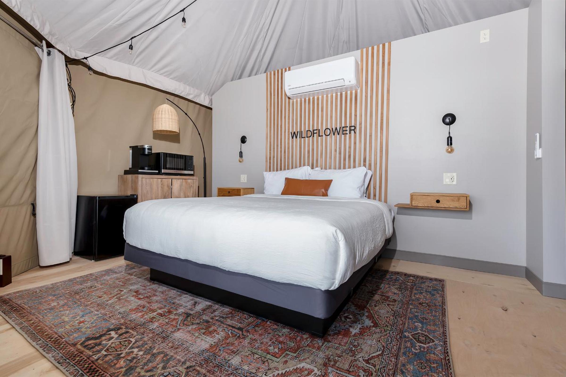 Grand Mesa King Suite - Photo 11