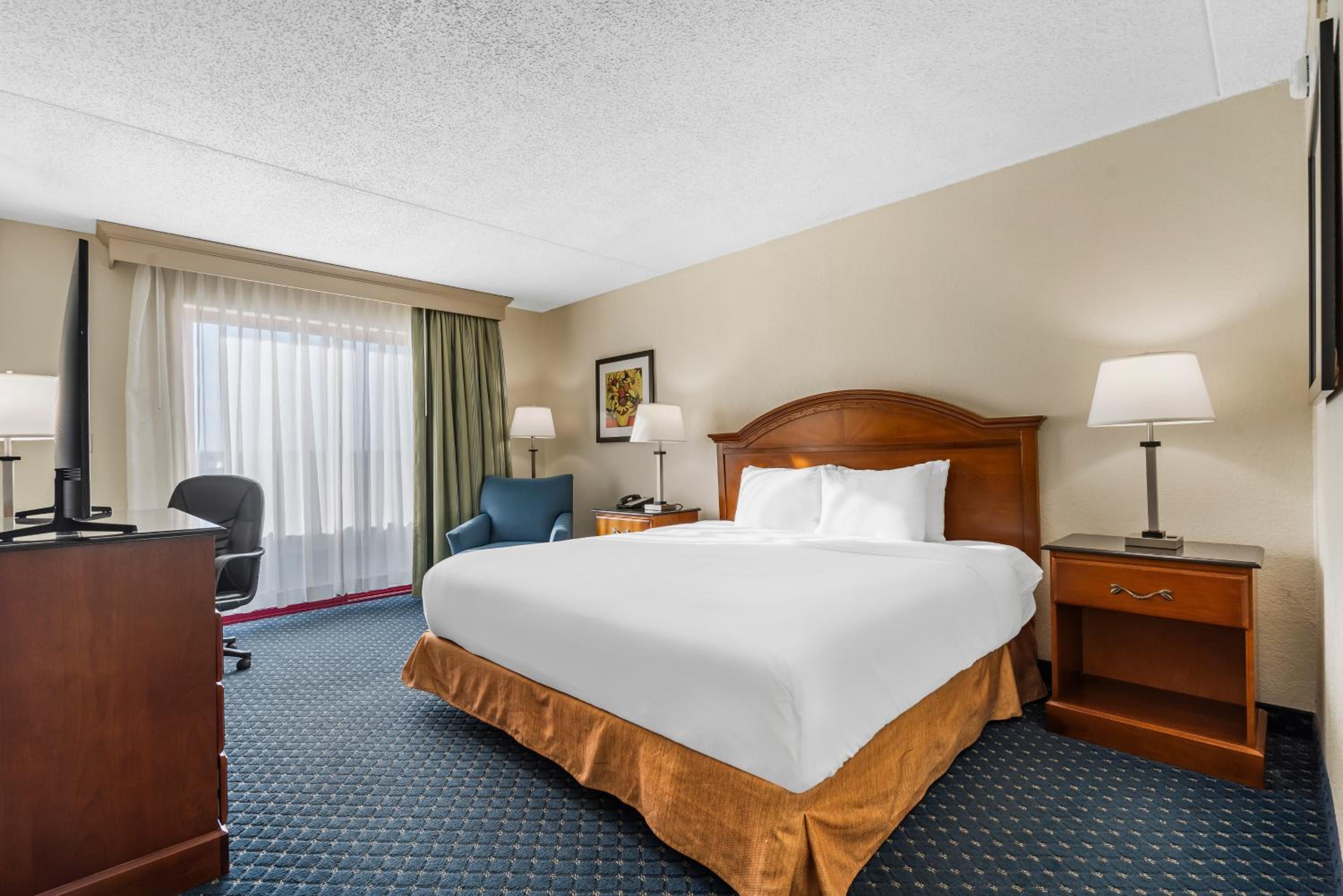 King Suite with Balcony