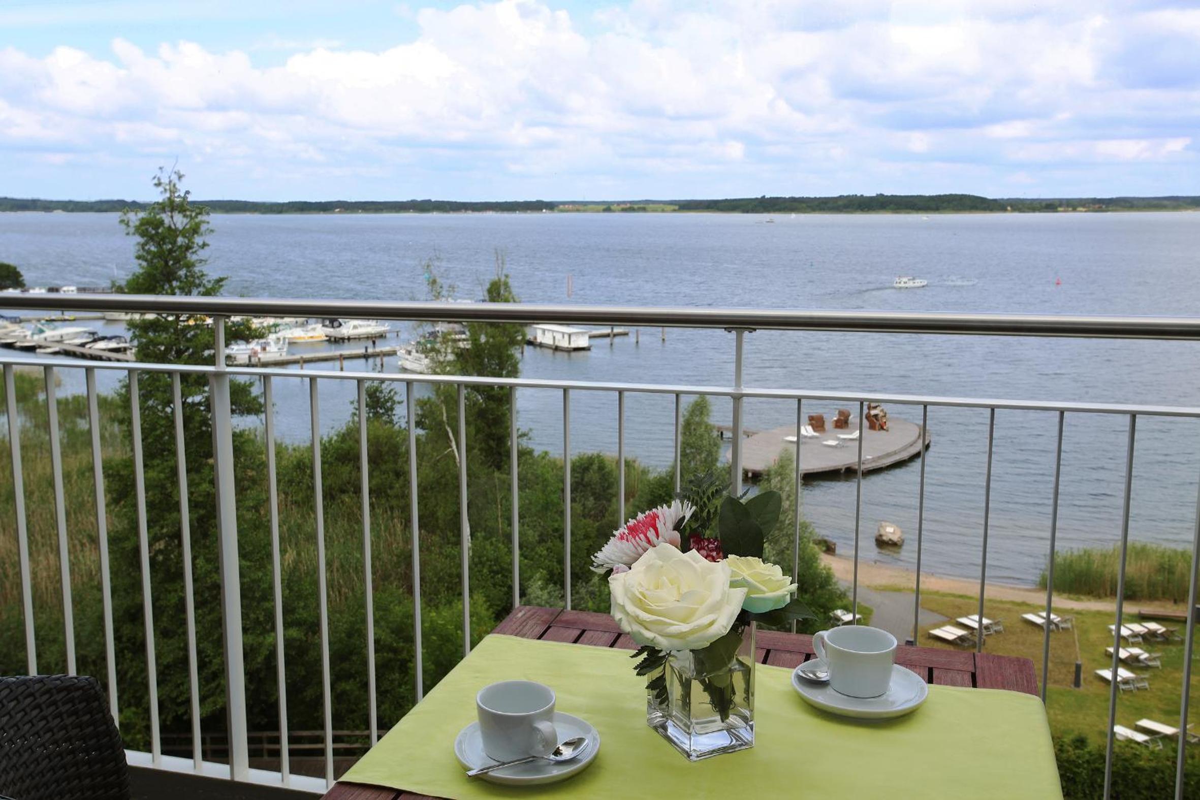 Superior Double Room with Lake View - Photo 7