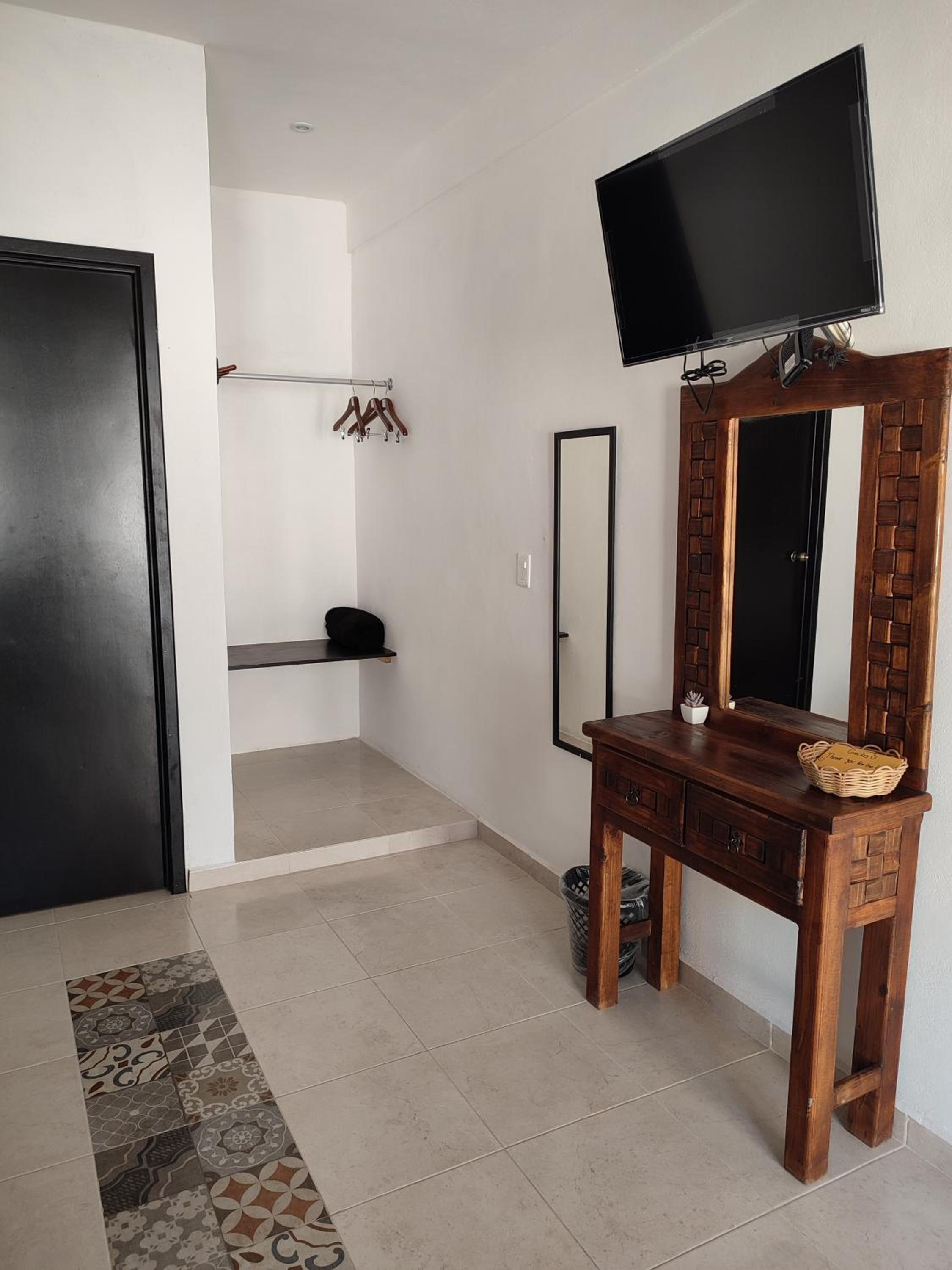 Standard Double or Twin Room photo 3