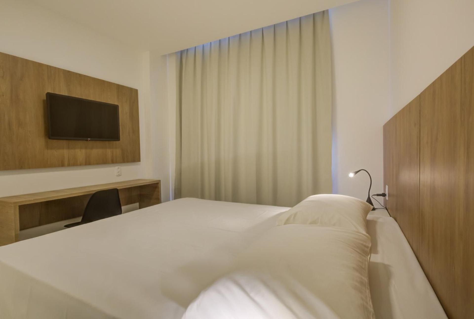 Standard Queen Room - Photo 4