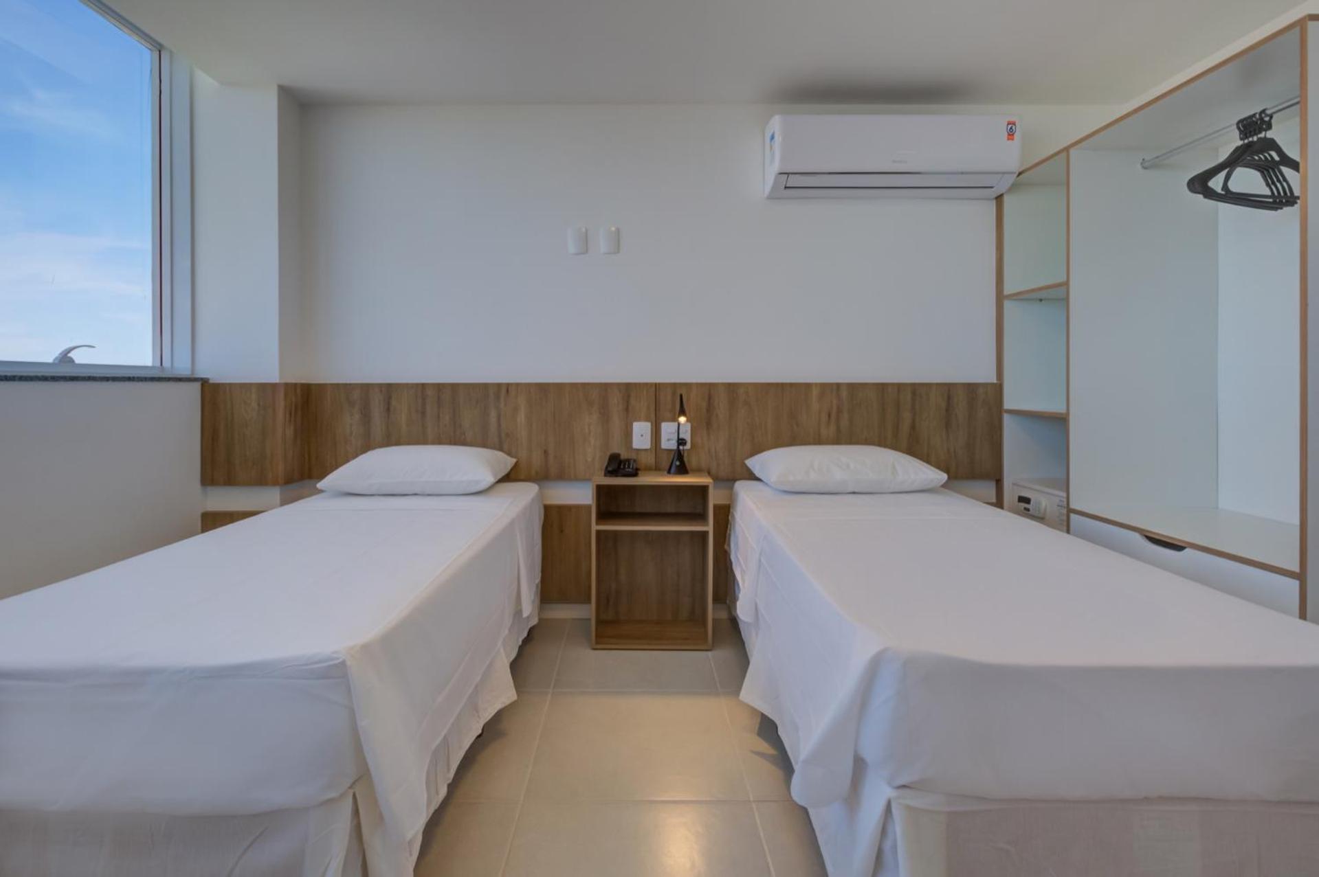 Standard Twin Room - Photo 1