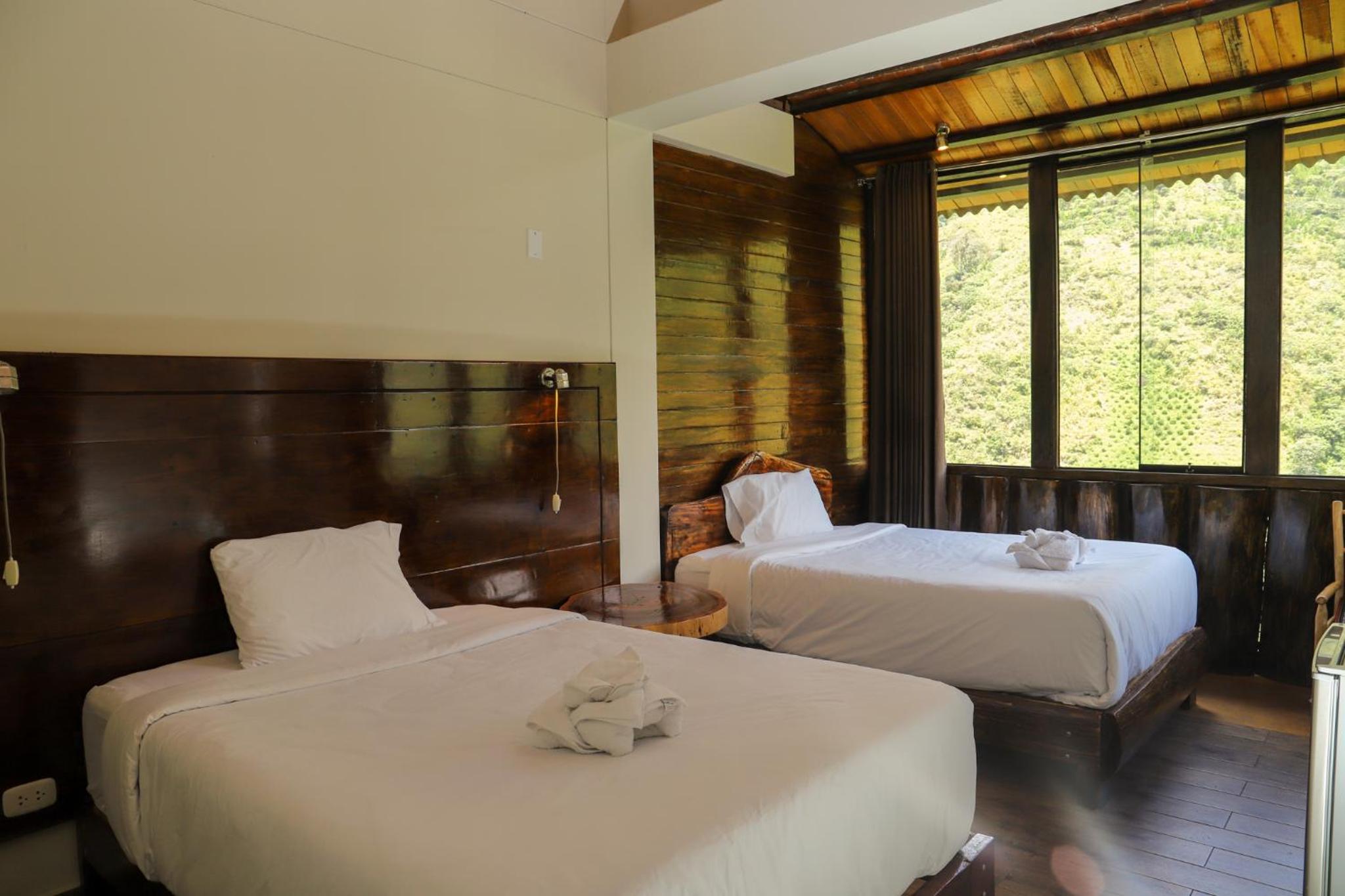 Standard Double Room with Two Double Beds photo 2