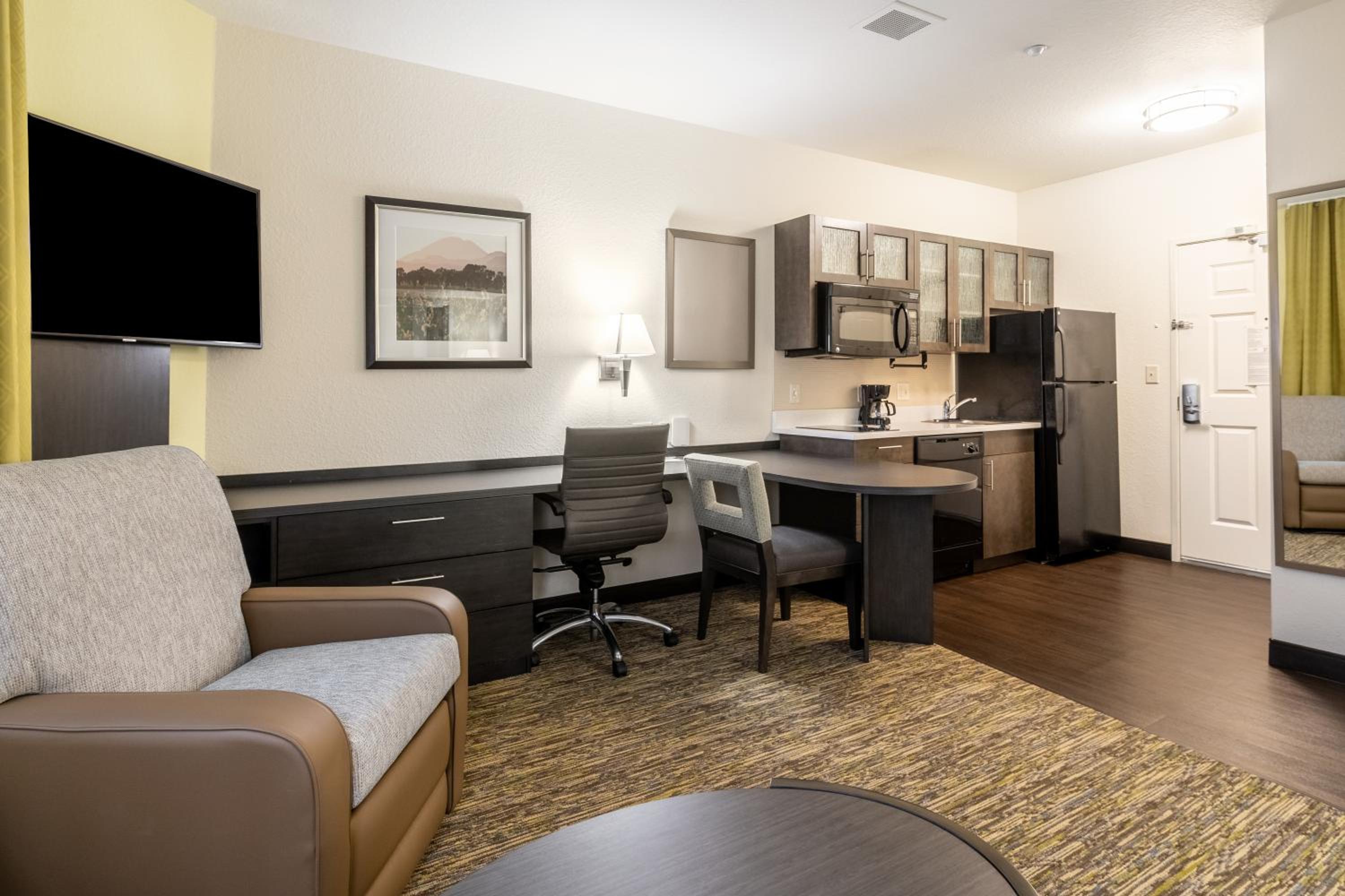 One-Bedroom King Suite - Photo 1