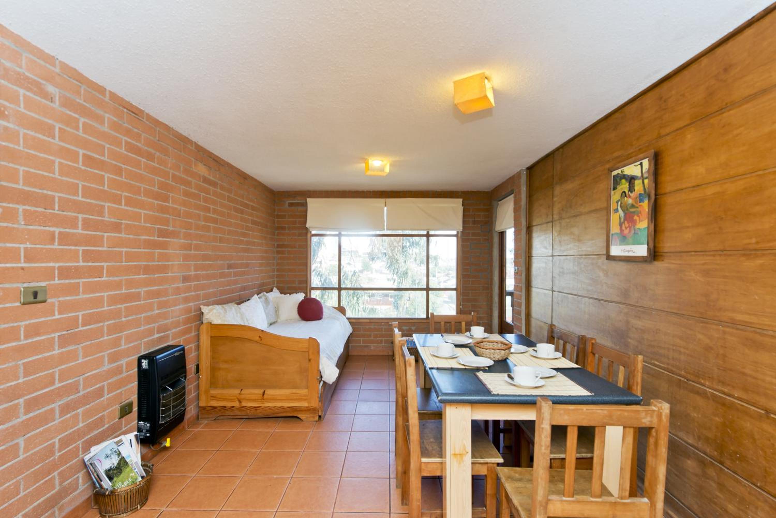 One-Bedroom Apartment with Sea View photo 2