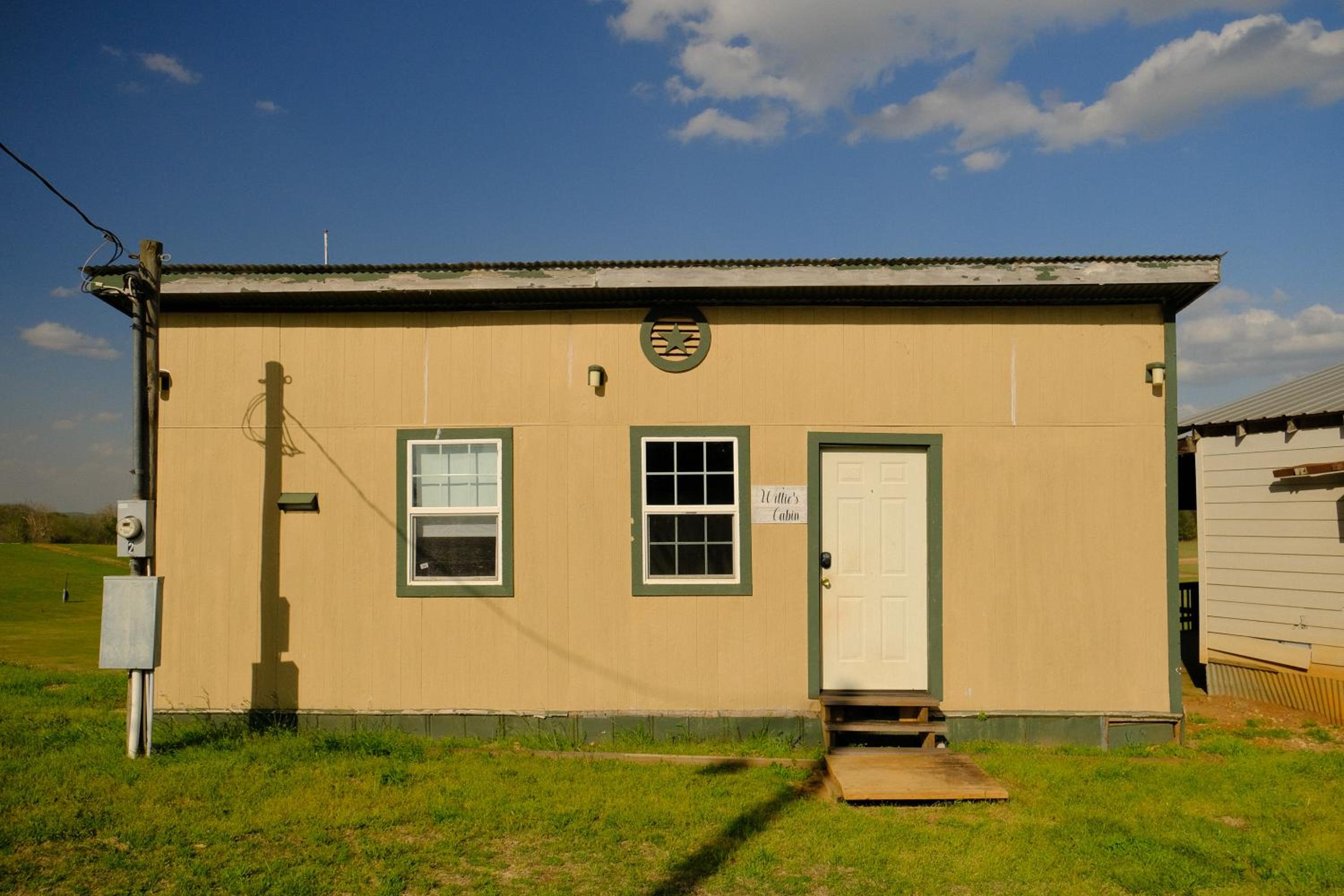 One-Bedroom House photo 3
