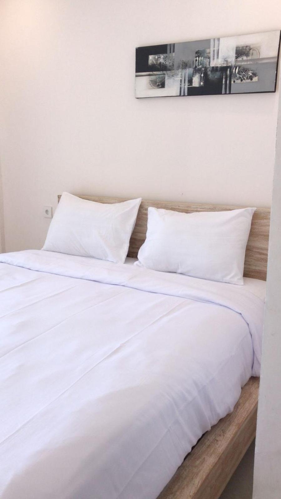 Deluxe Double Room - Photo 9