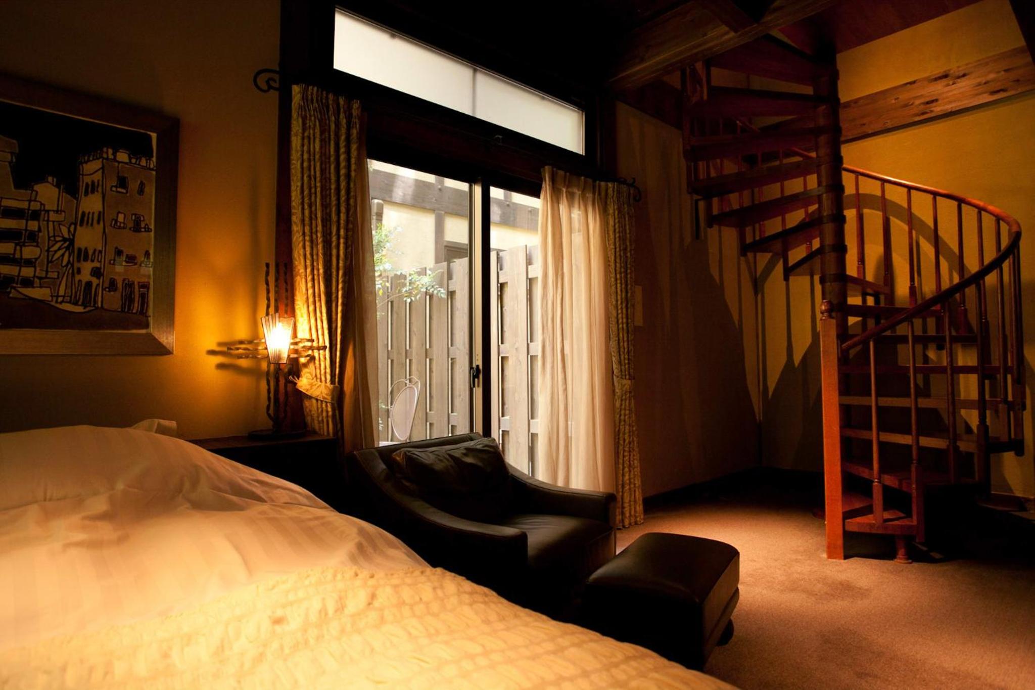 Villa (2 Adults)