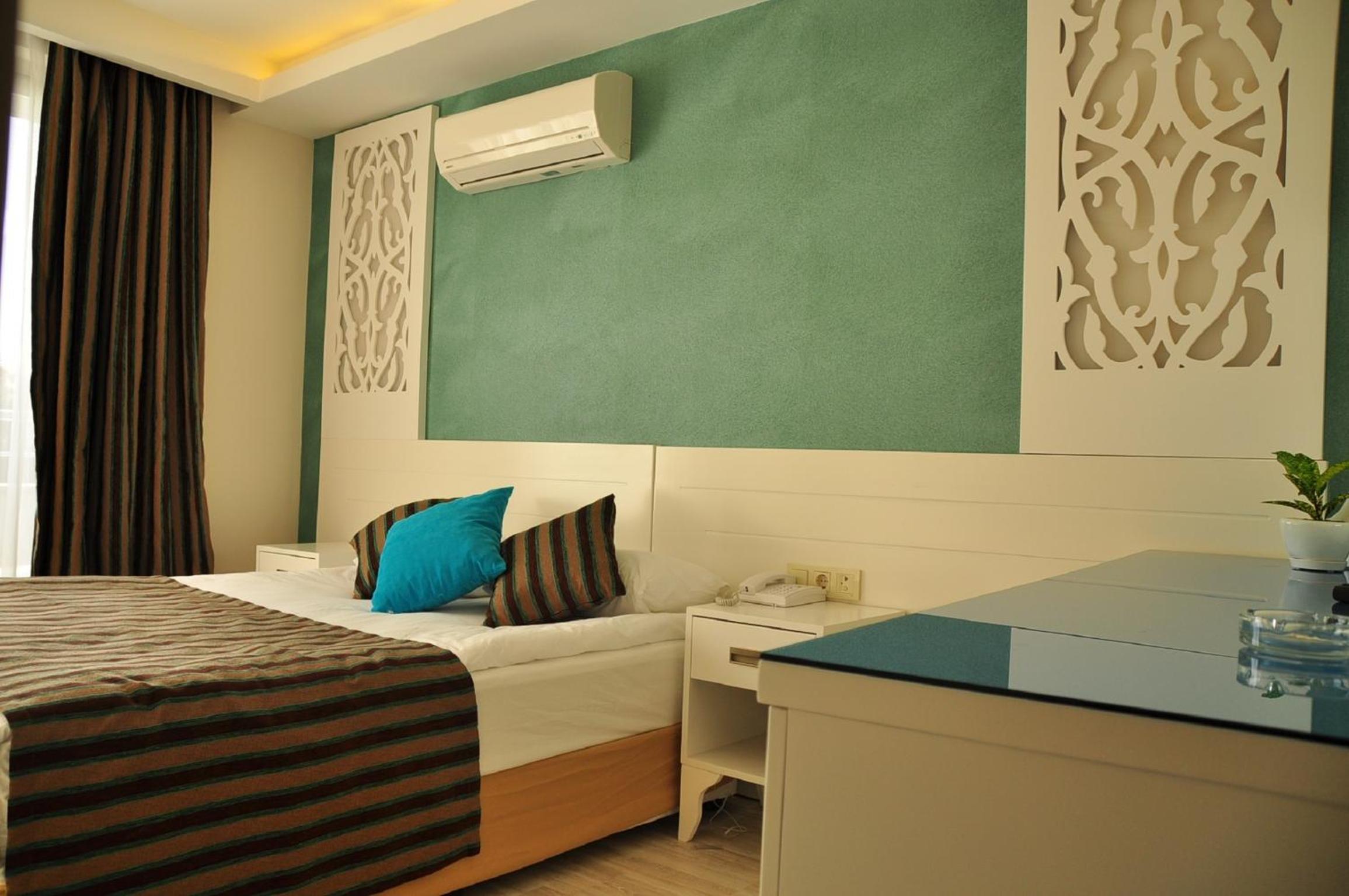 Single Room with Sea View photo 3