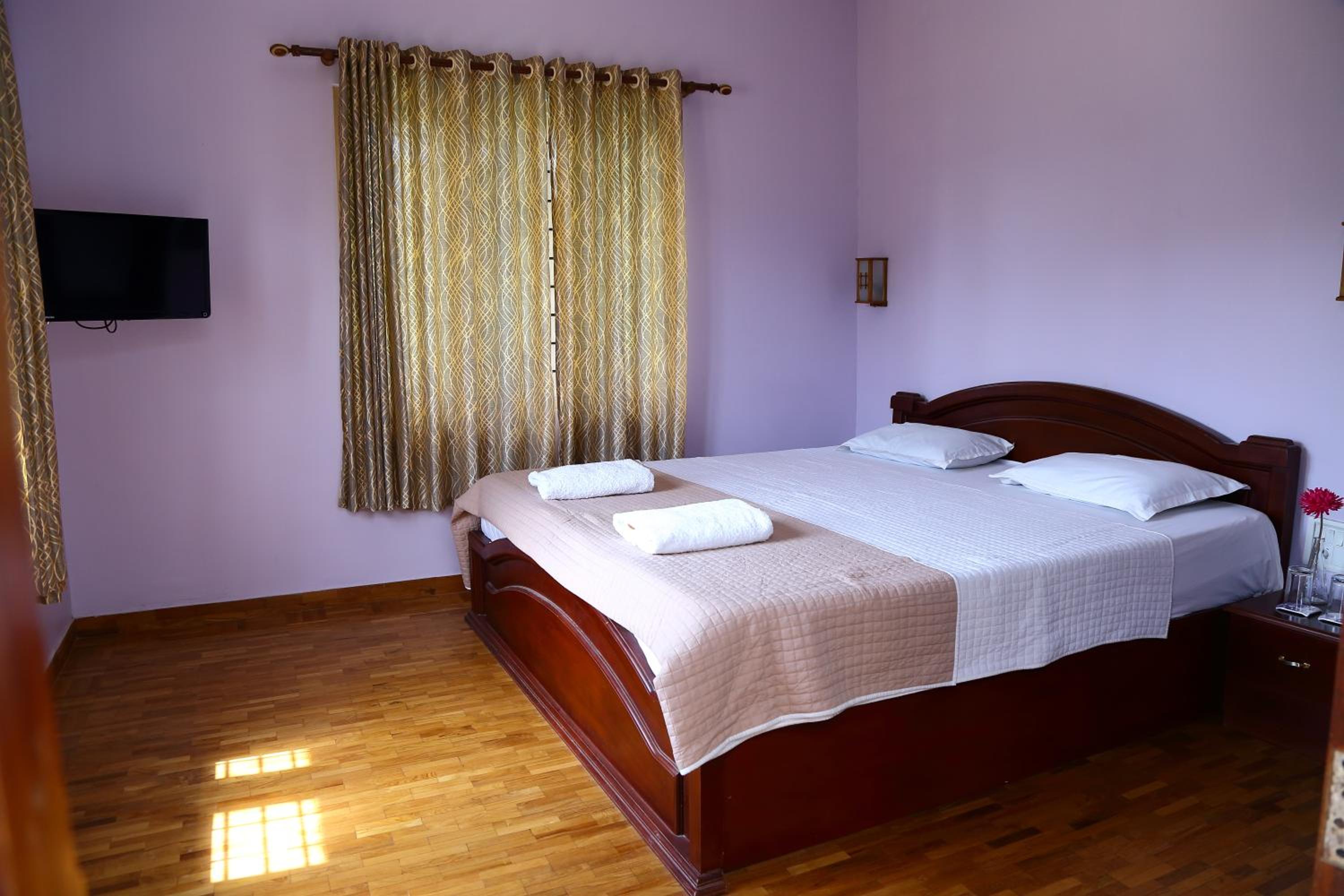 Queen Room - Photo 5
