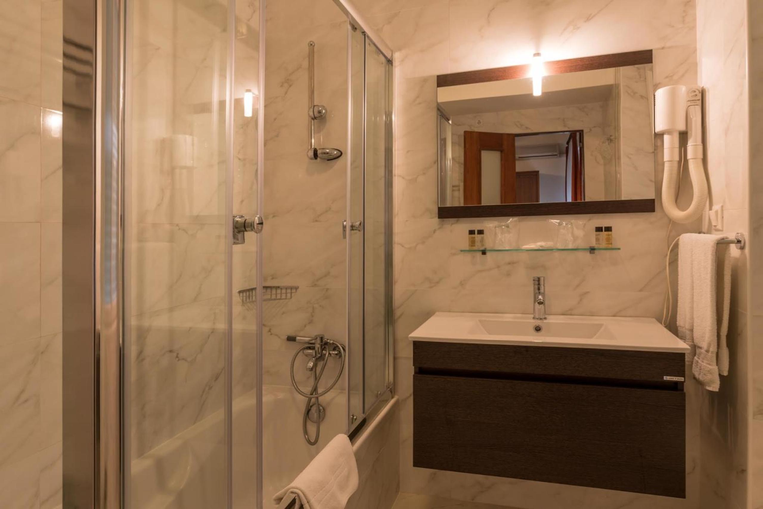 Available room