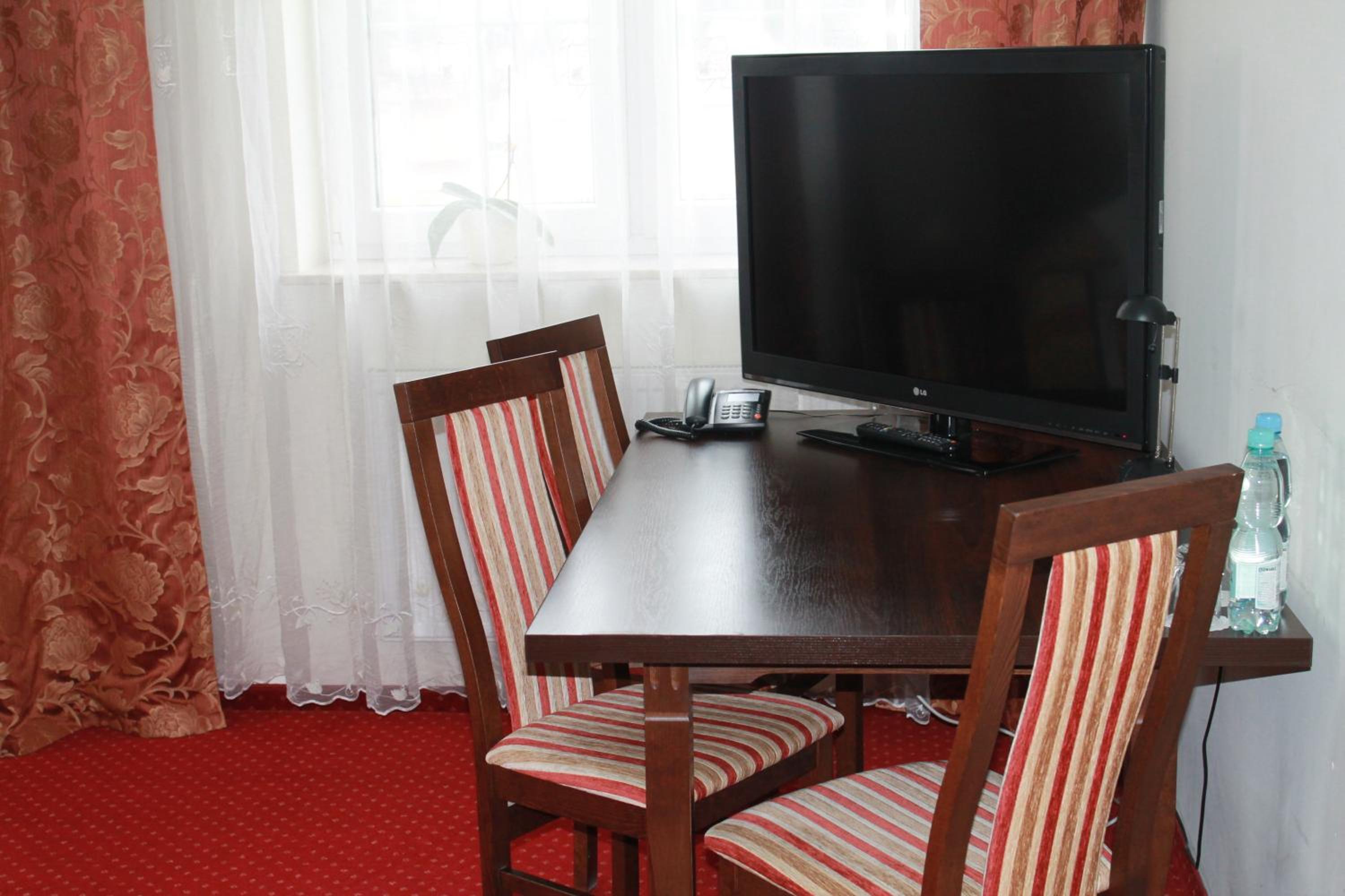 Apartment (2 Adults)