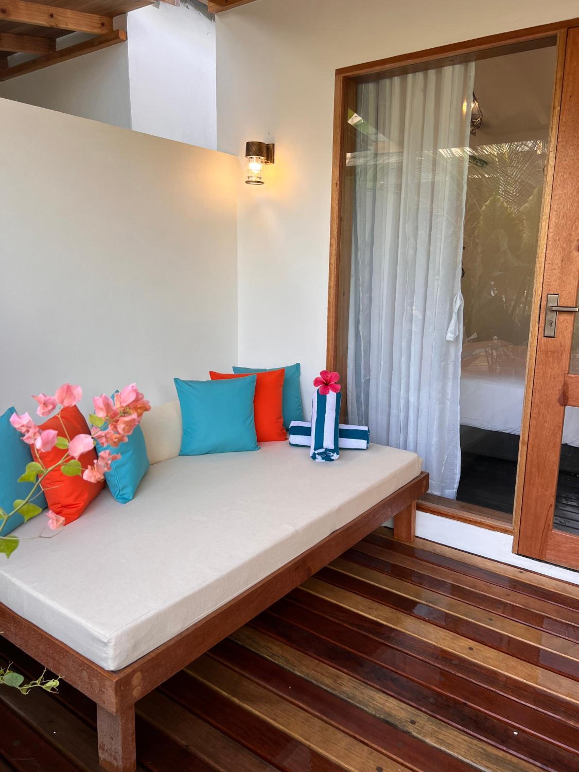 Deluxe Double or Twin Room with Balcony - Photo 16
