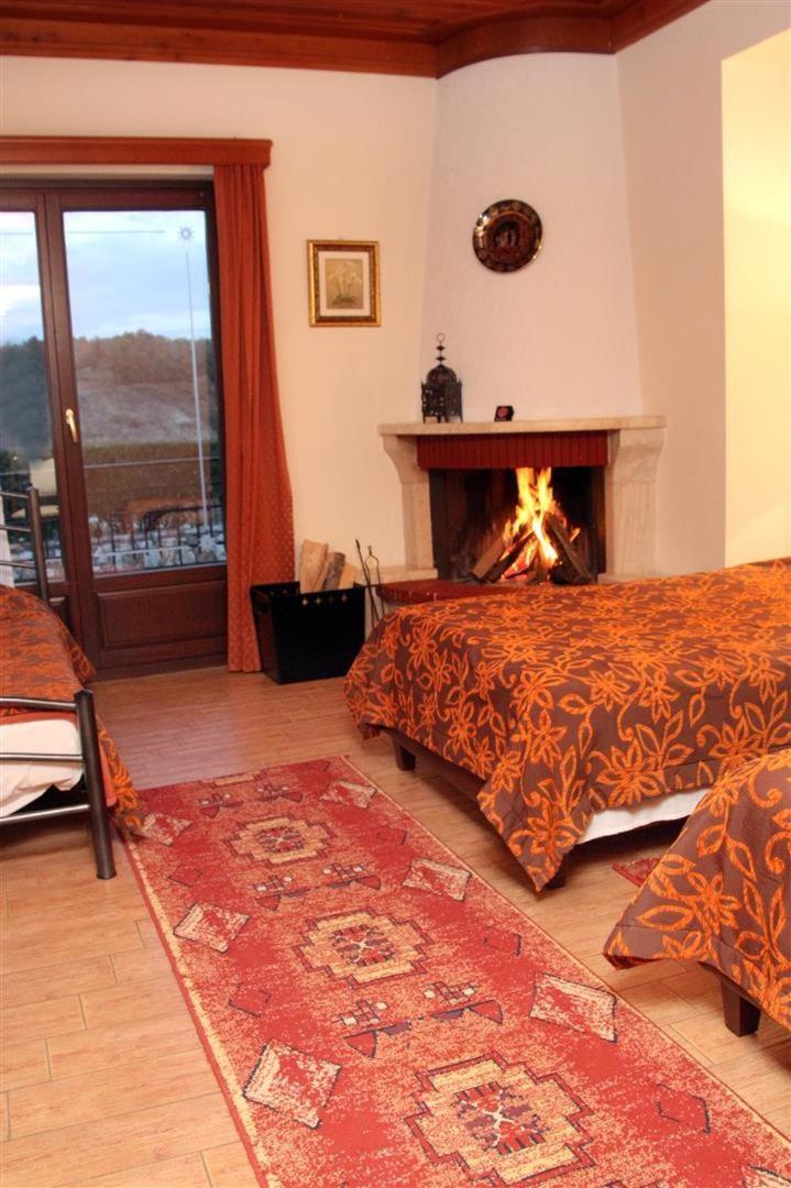 Triple Room with Fireplace photo 1