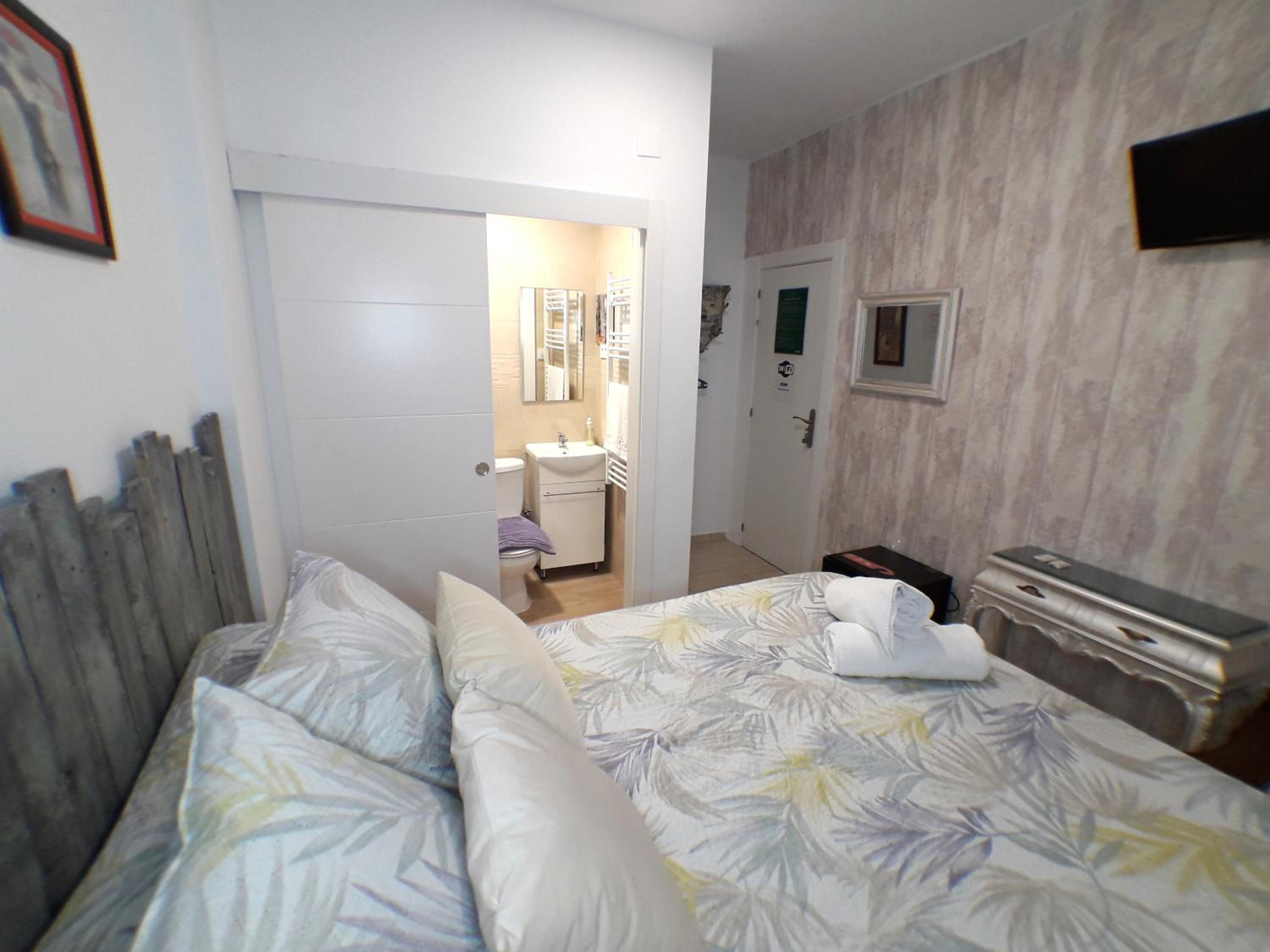 Double Room - Photo 1