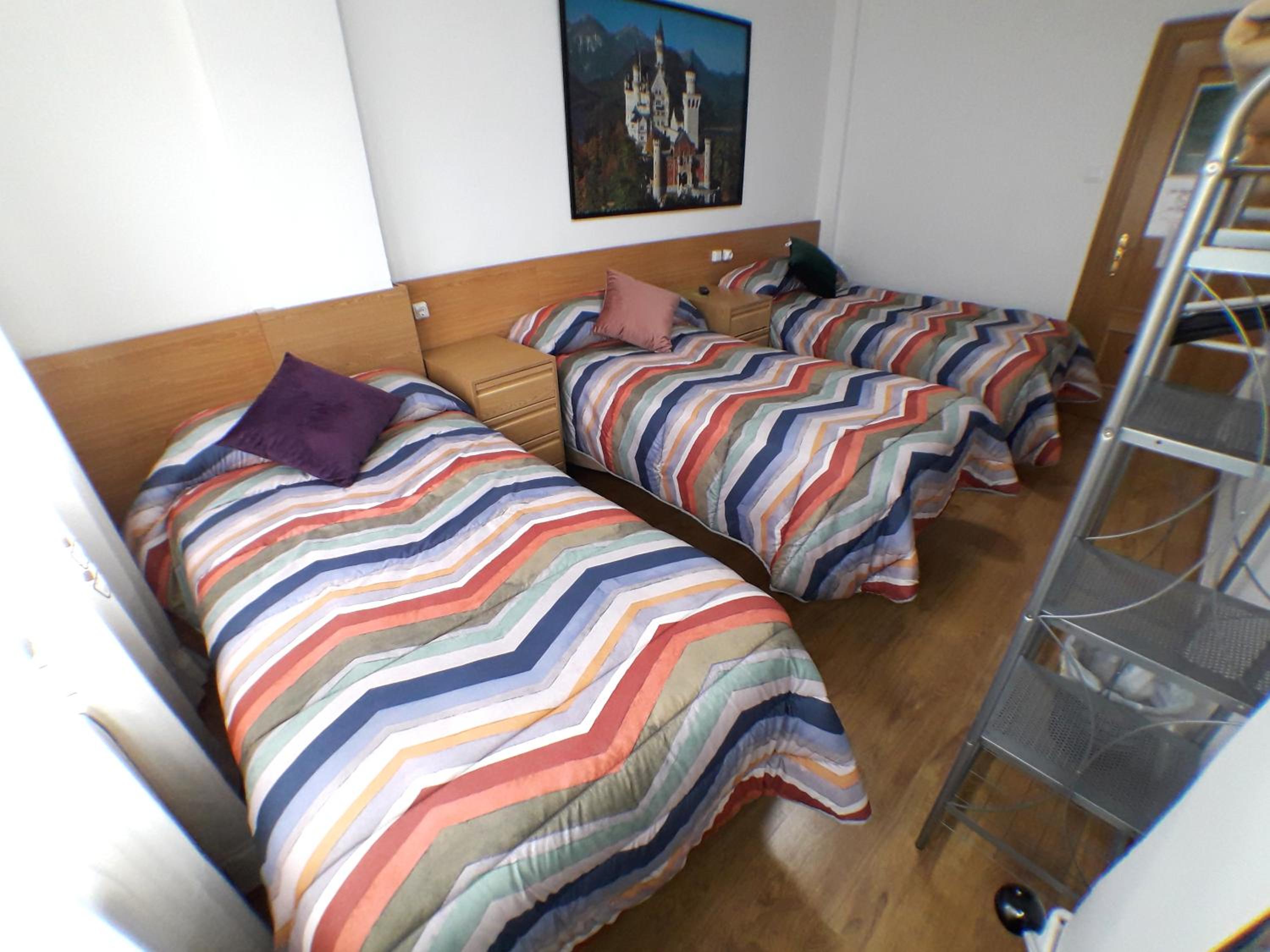 Triple Room - Photo 2