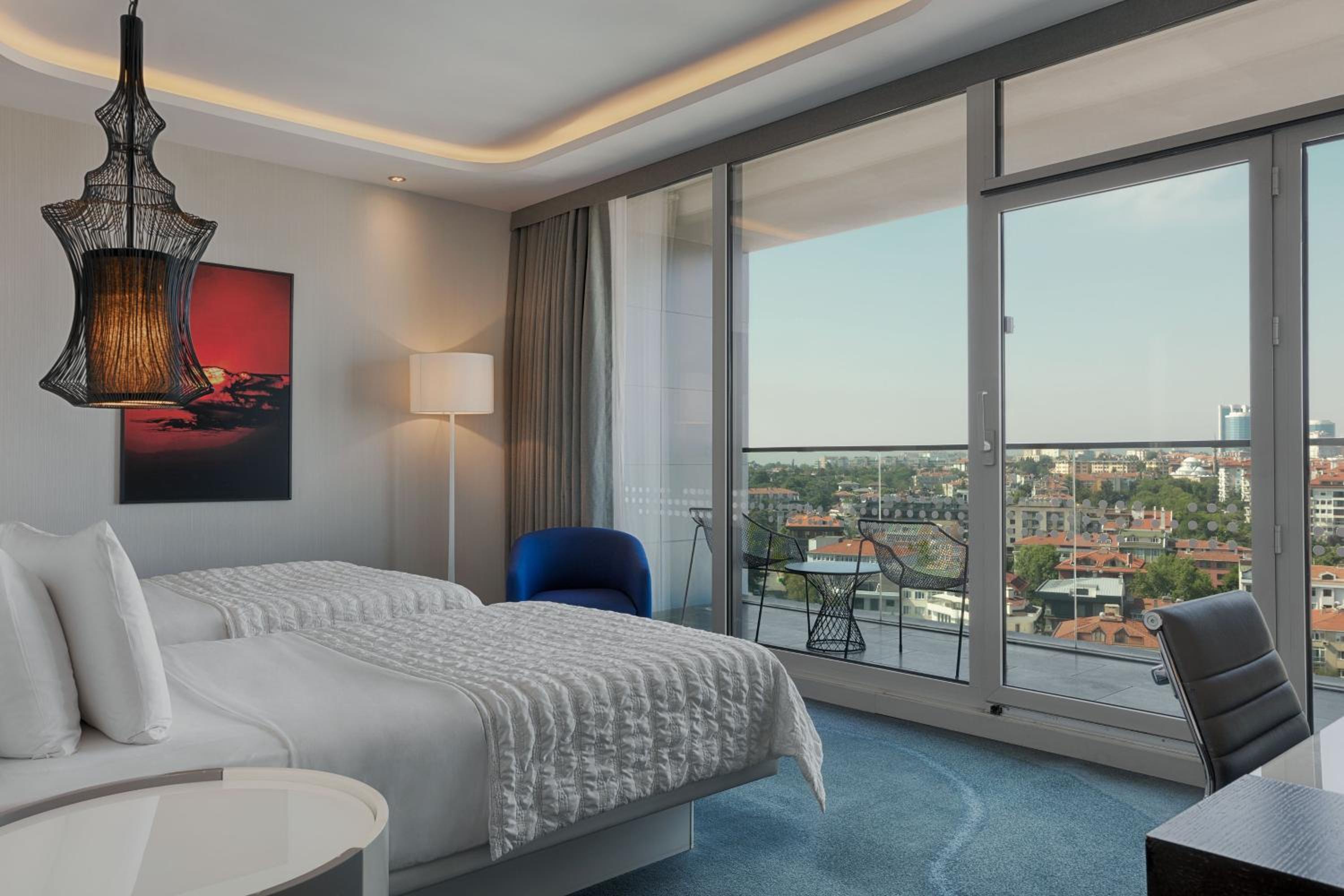 Executive Bosphorus Twin Room with Club Lounge Access