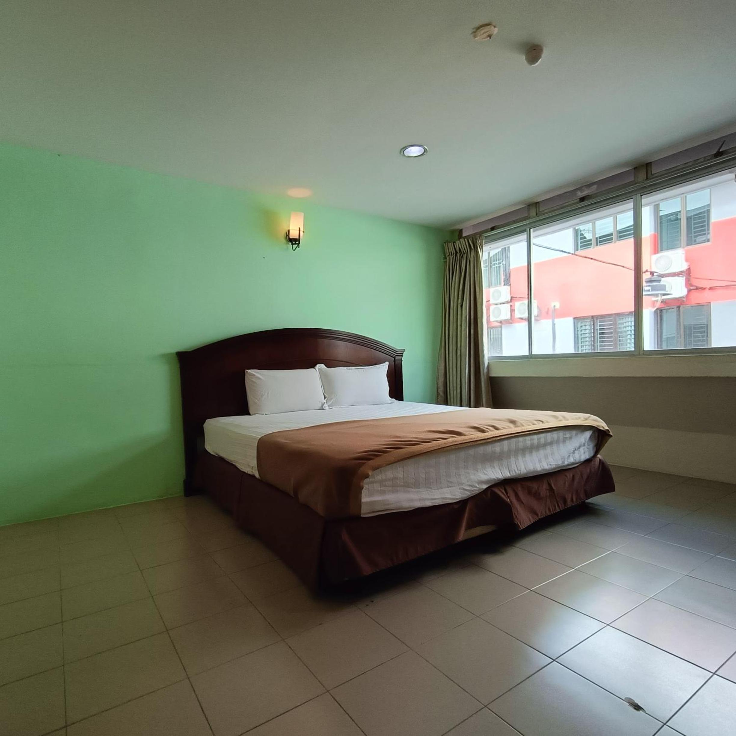 Deluxe Double Room - Photo 1