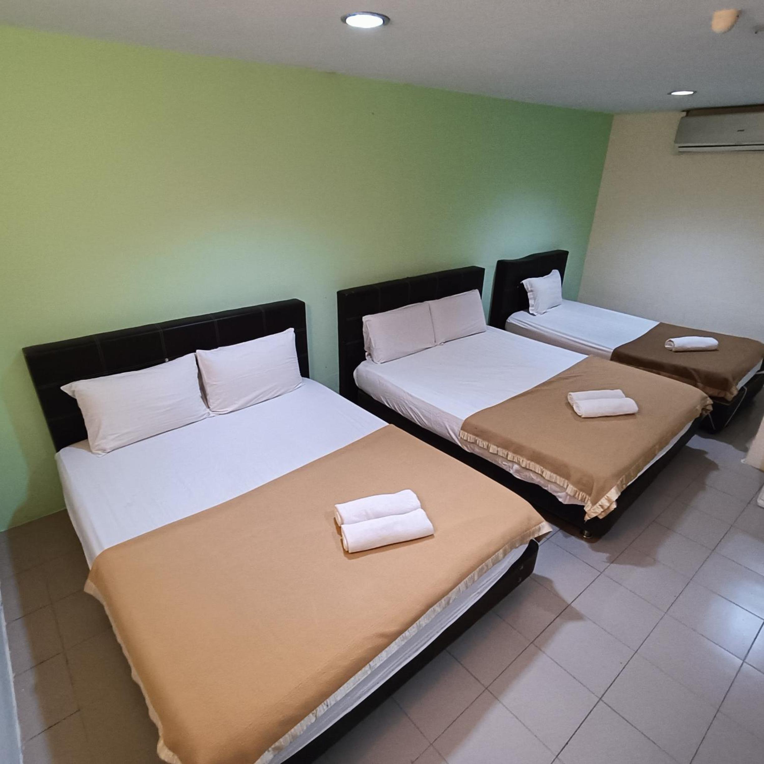 Deluxe Family Room - Photo 6