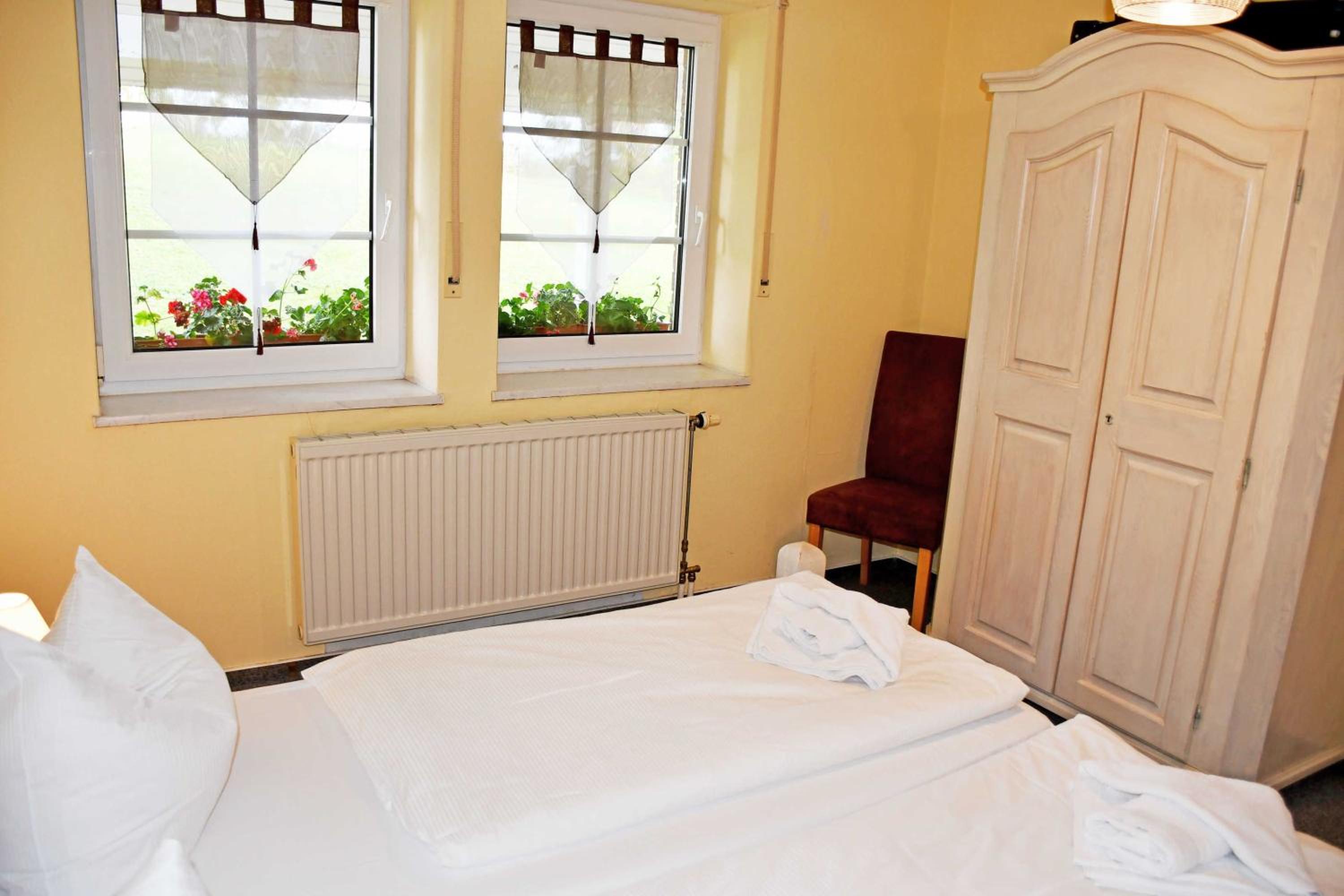 One-Bedroom Apartment with Terrace photo 2